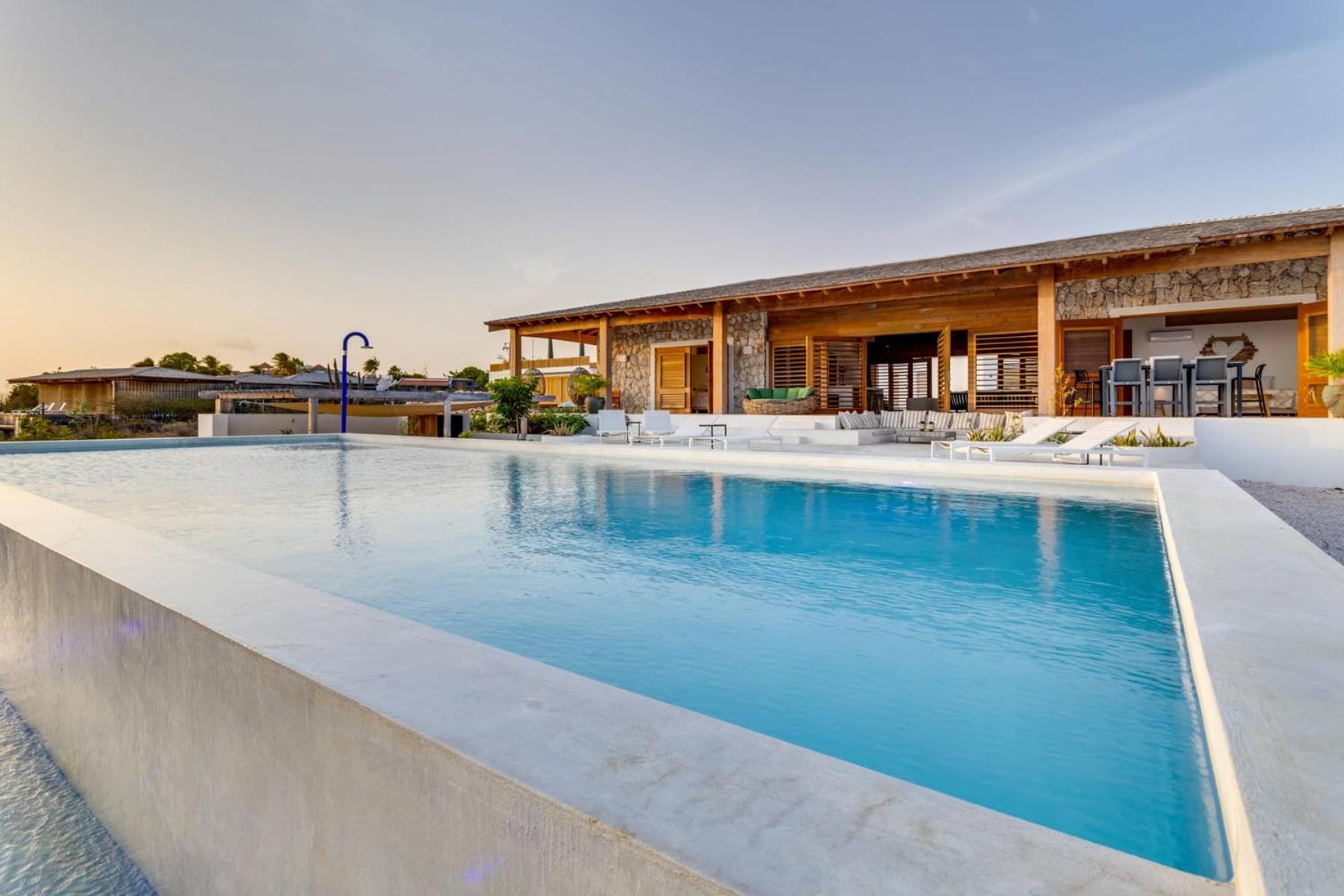 Villa Kas Très on the sea