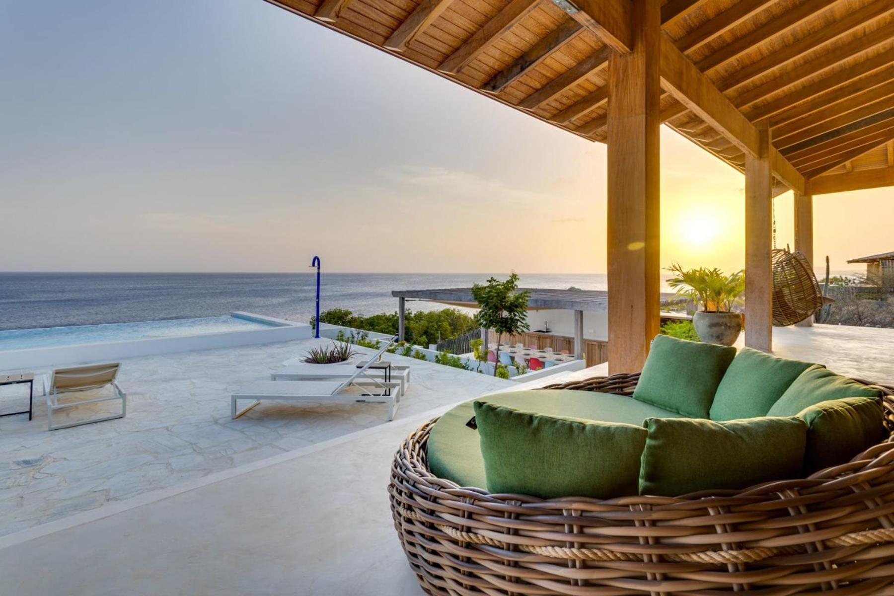 Villa Kas Très on the sea