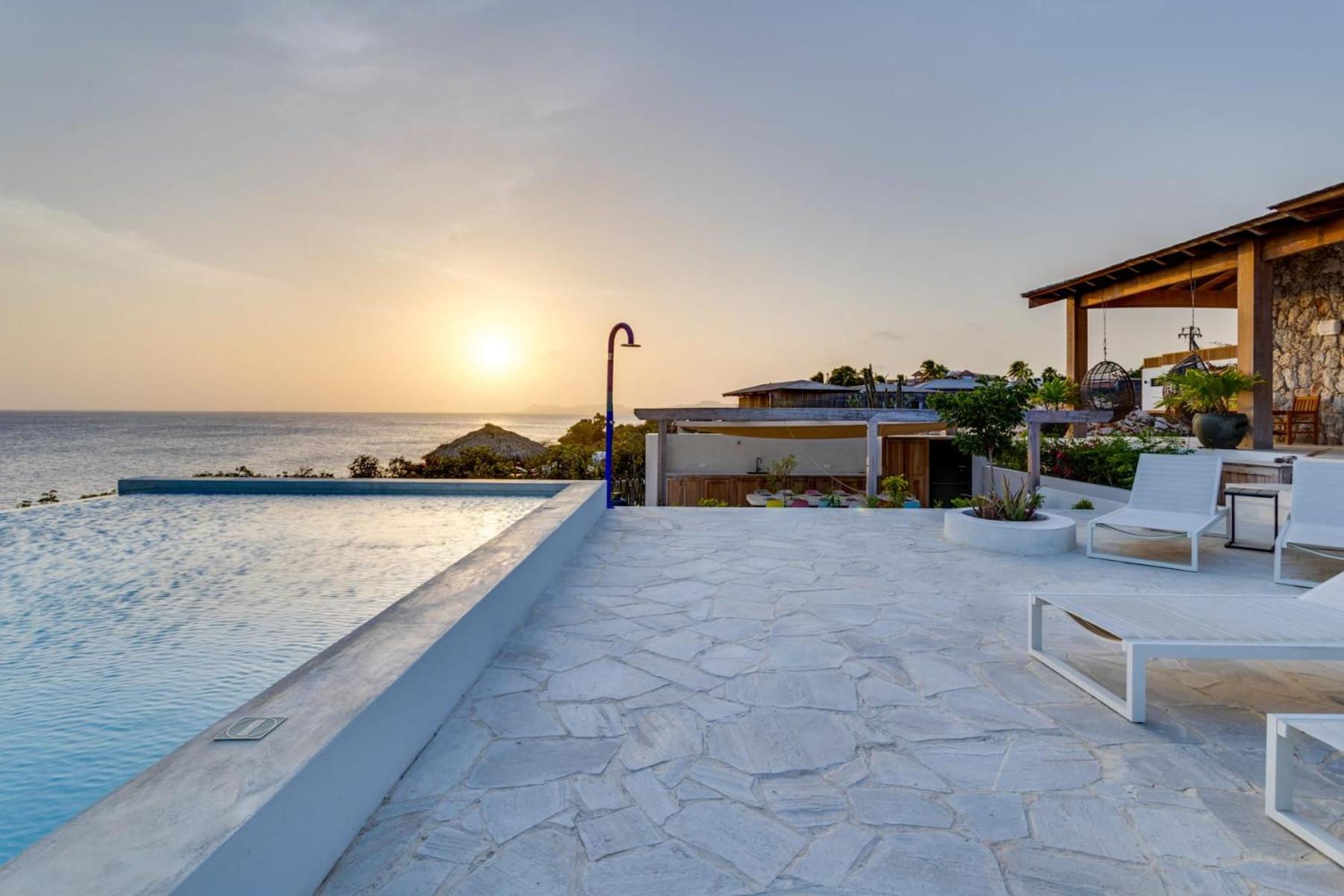 Villa Kas Très on the sea