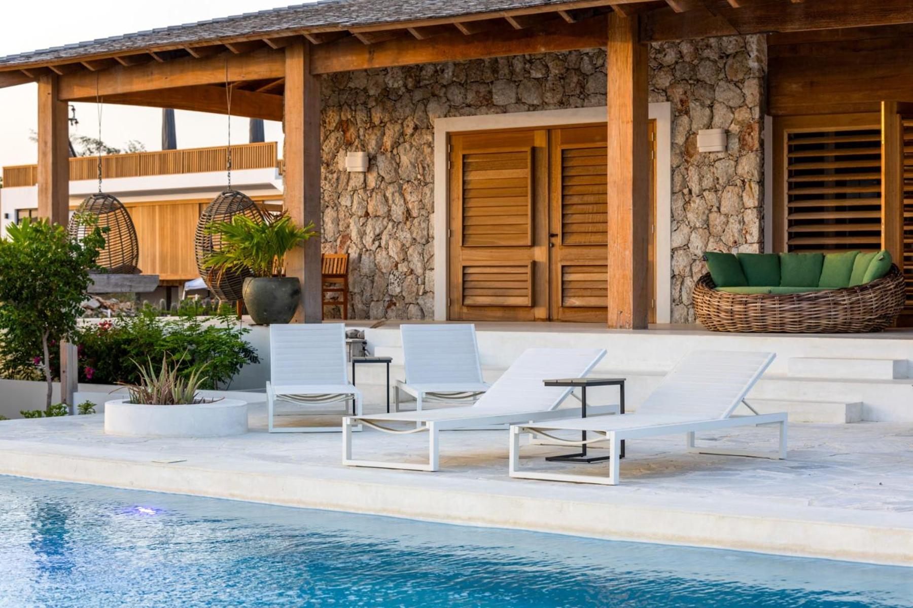 Villa Kas Très on the sea
