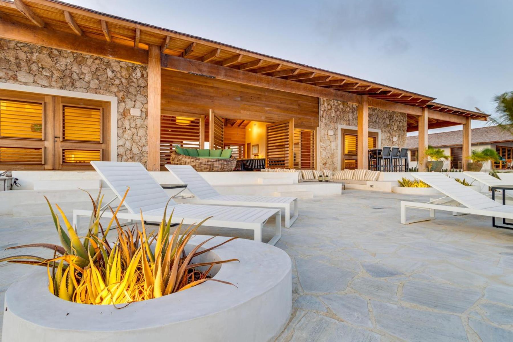 Villa Kas Très on the sea