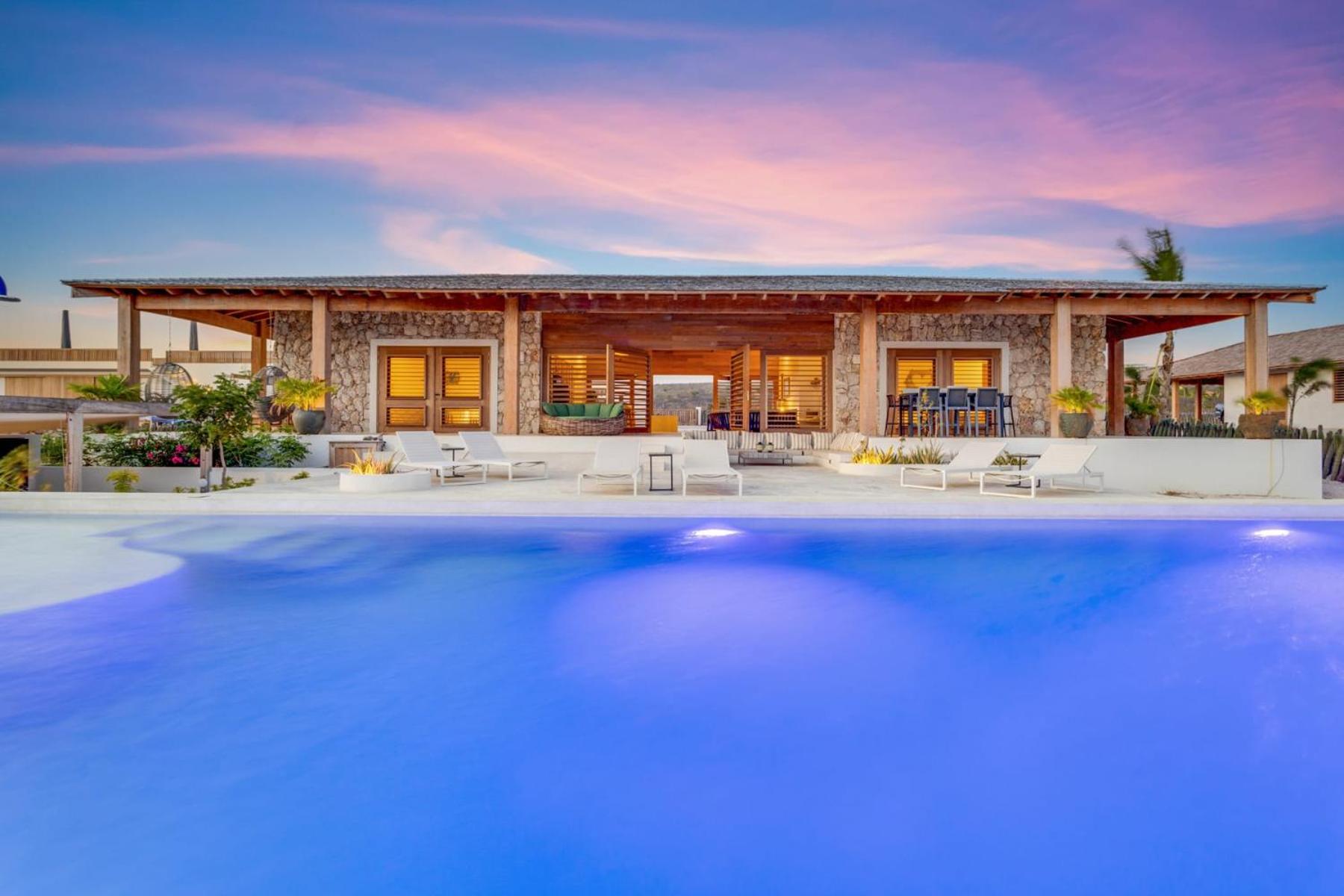 Villa Kas Très on the sea