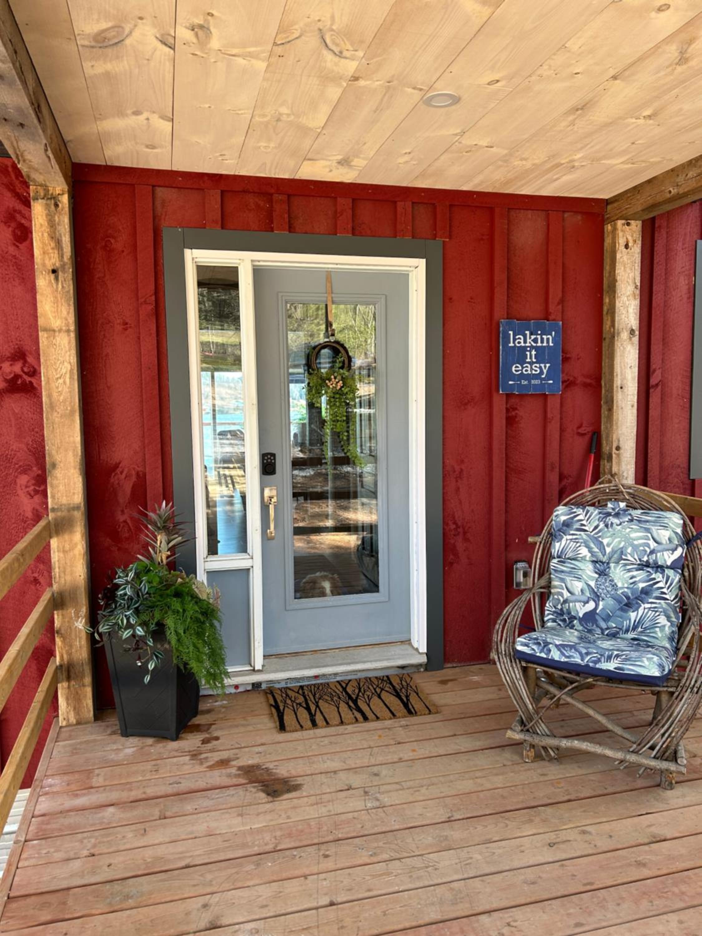 New build, luxurious, 4 plus bedrooms, 2 and a half baths, waterfront chalet, SNOWMOBILE trail access, ample parking & ICE FISHING SHACK