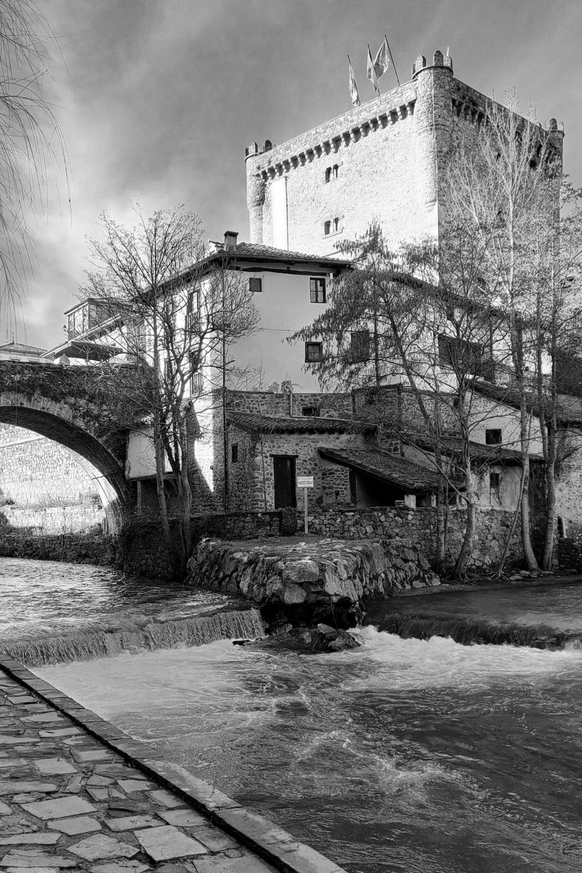 La Bohemia de Potes view 5