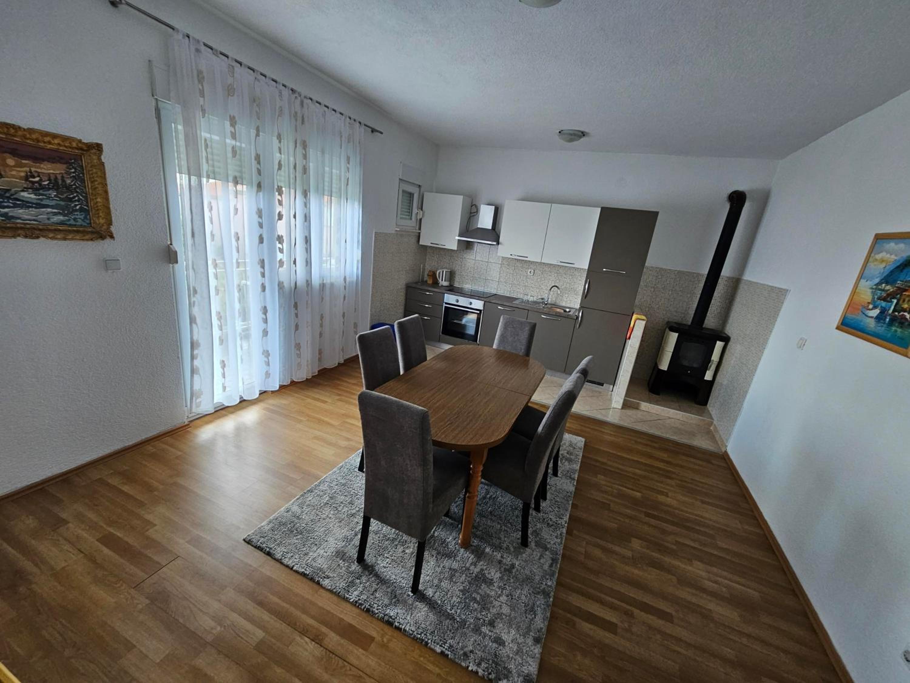 Apartment Sutic