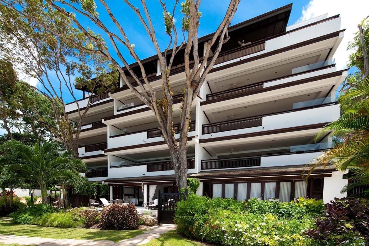 Coral Cove 10 Luxury Beachfront Condo