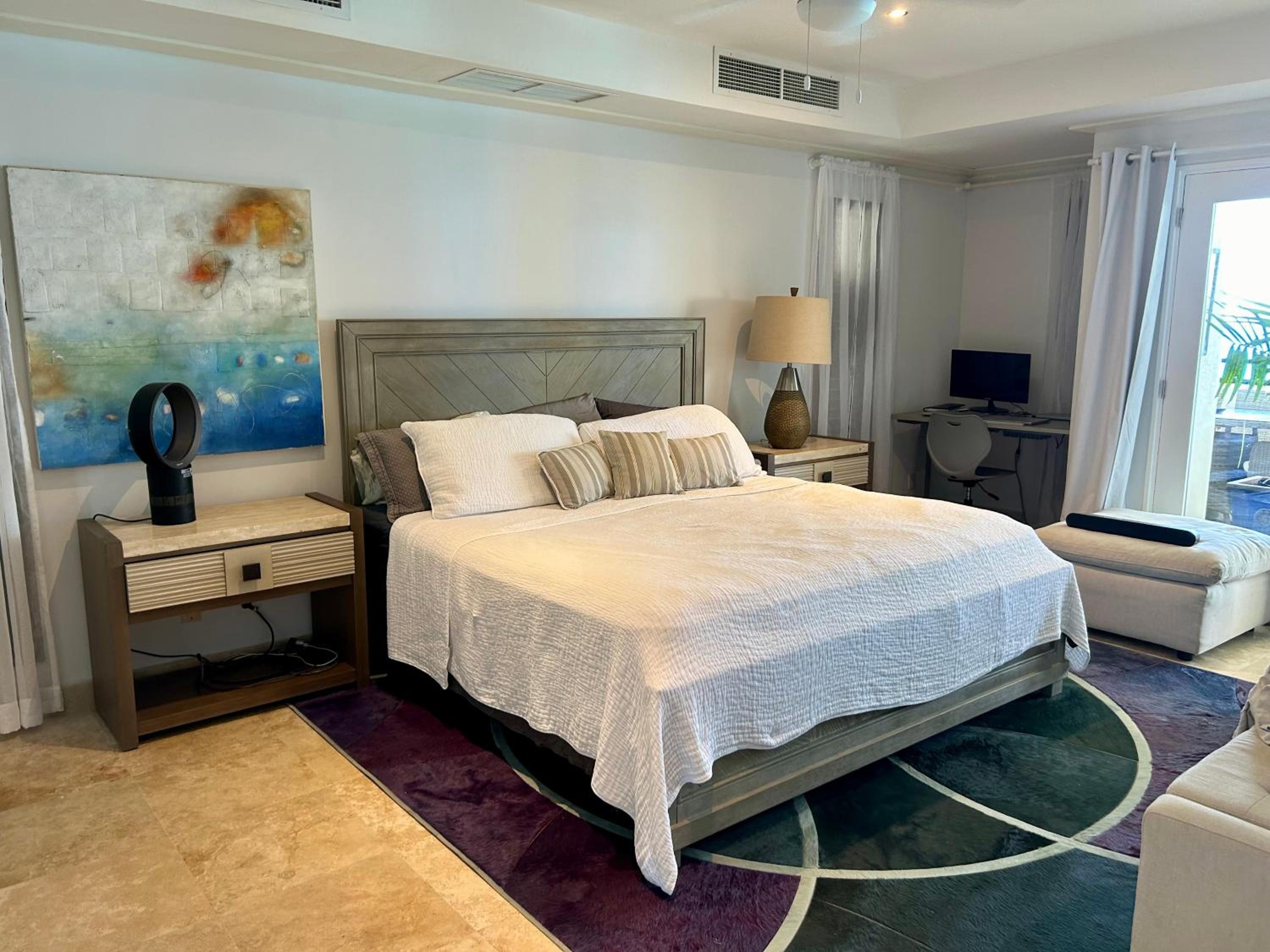 Coral Cove 10 Luxury Beachfront Condo