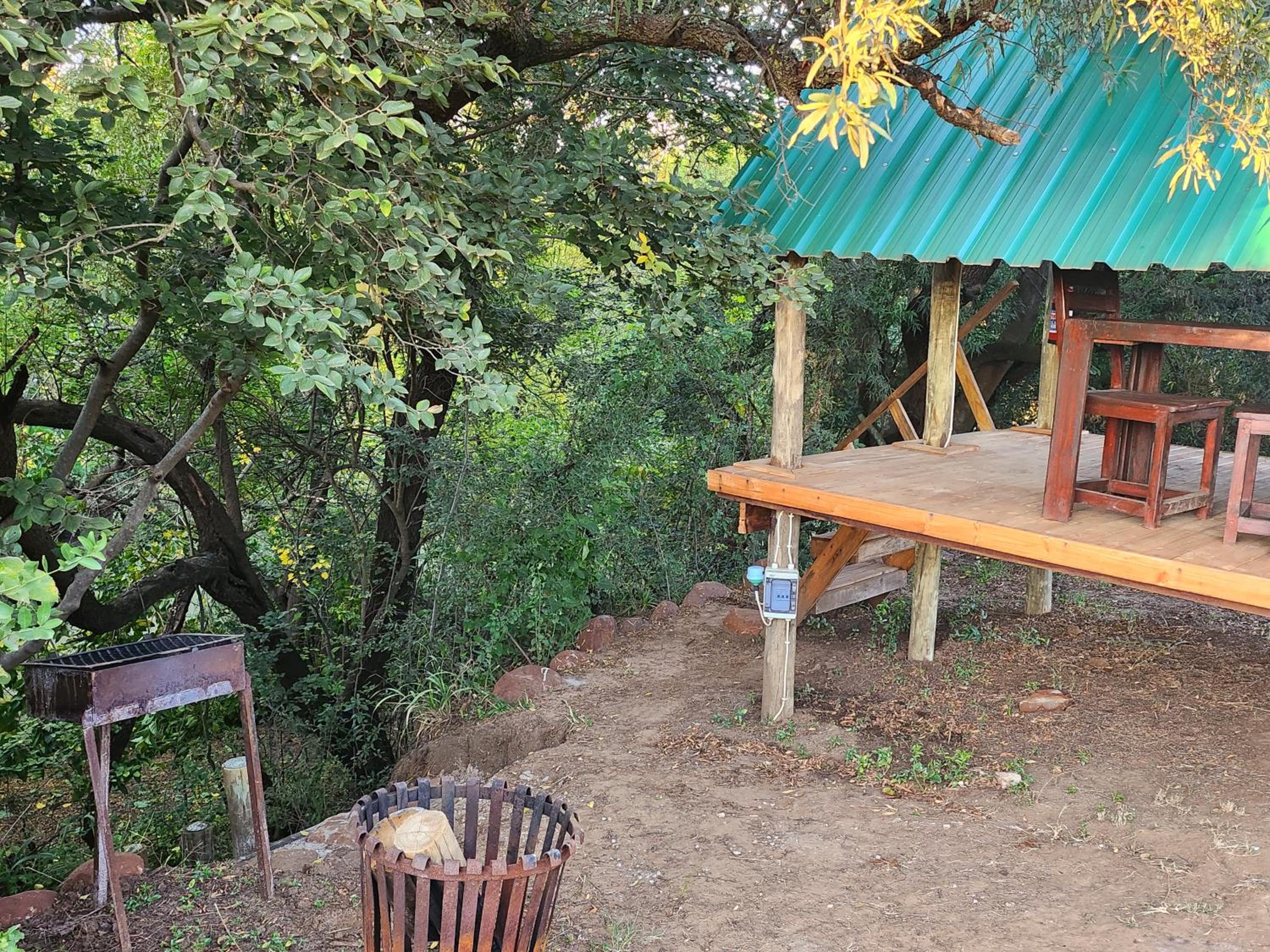 Jackal Cry River View Tent