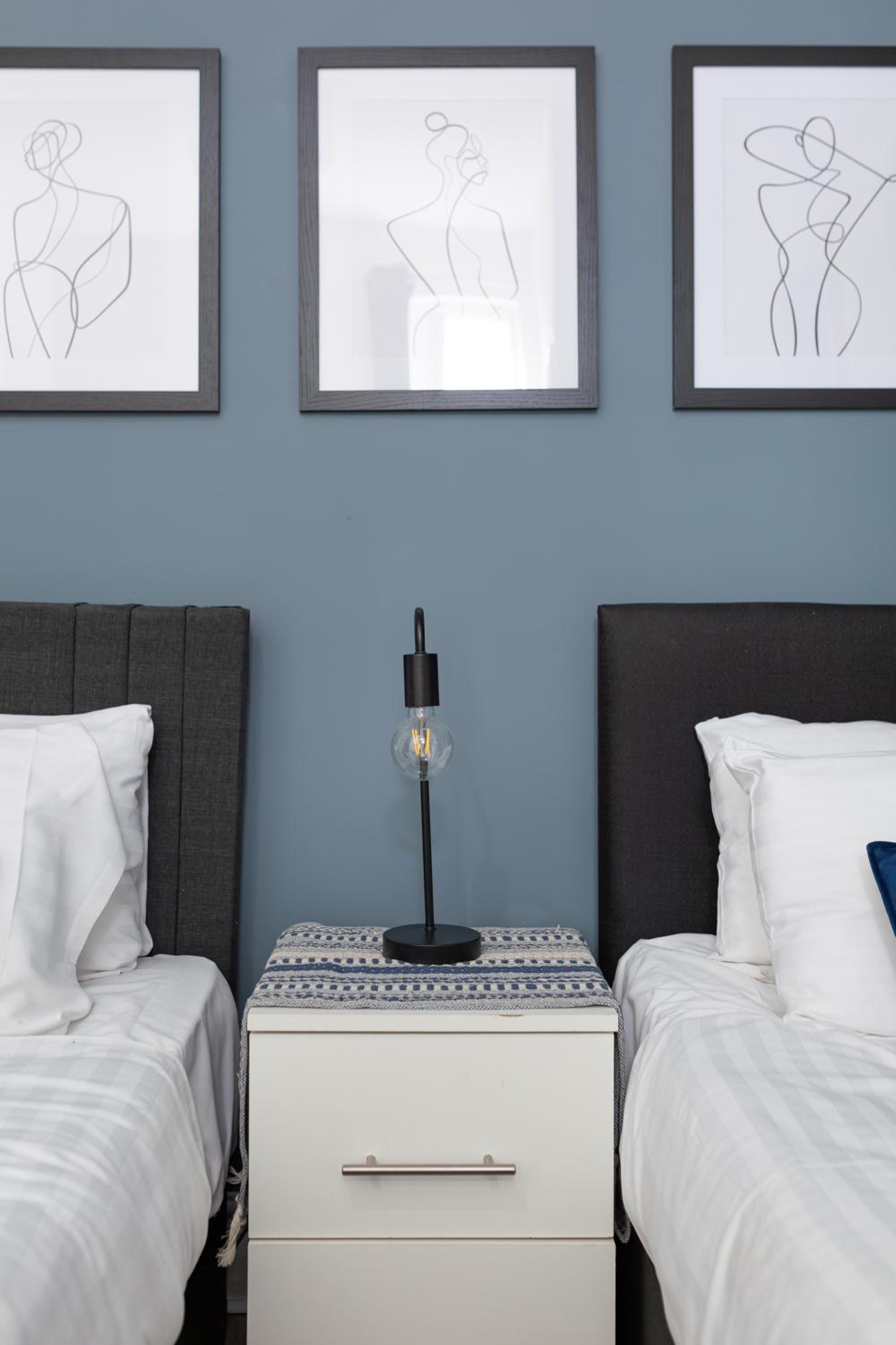 Edge Grove Retreat - Air Host & Stay