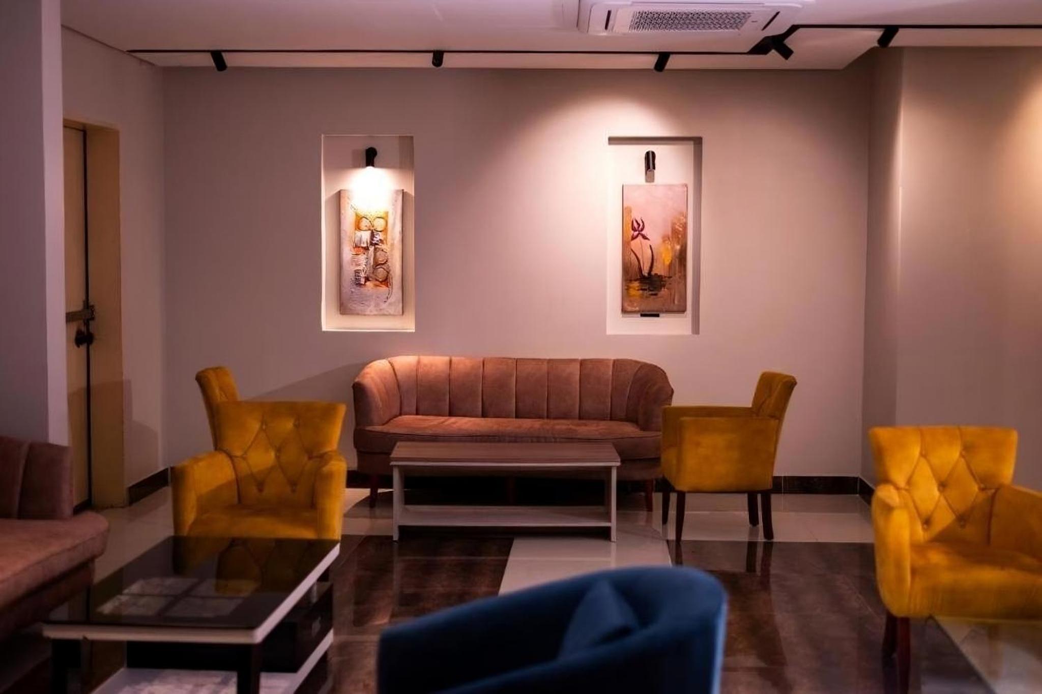 lounge