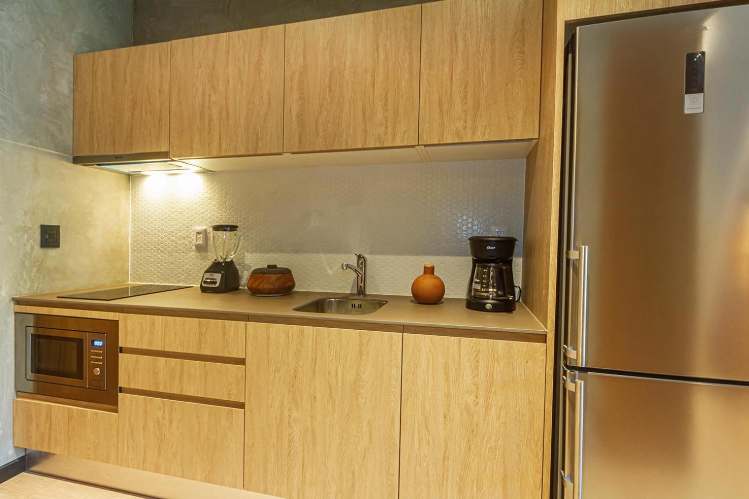 Sunny, Spacious & Amazing Amenities