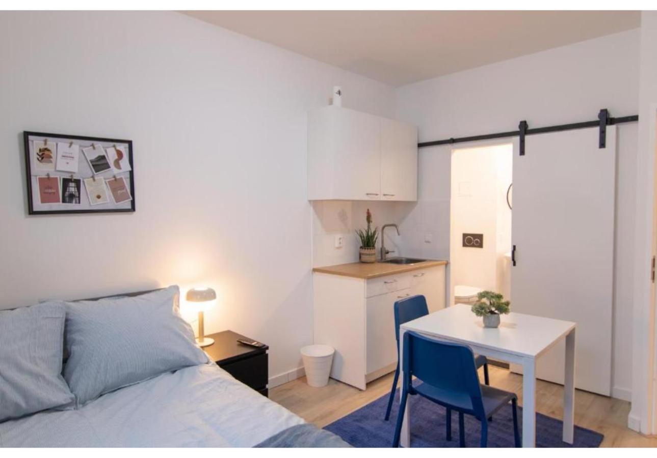 Tilburg City, New Rooms And A Kitchen view 5