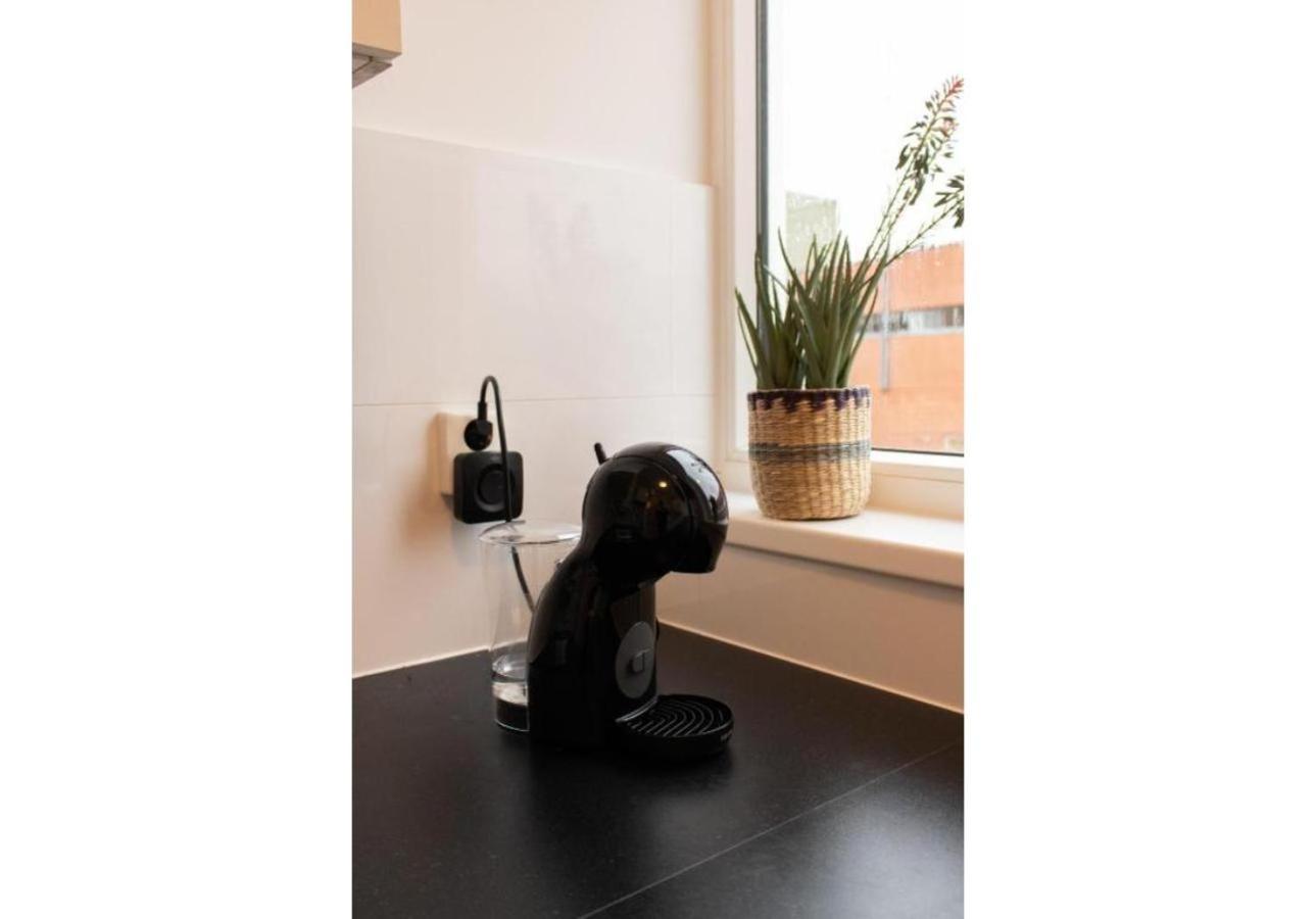 Tilburg City, New Rooms And A Kitchen view 4