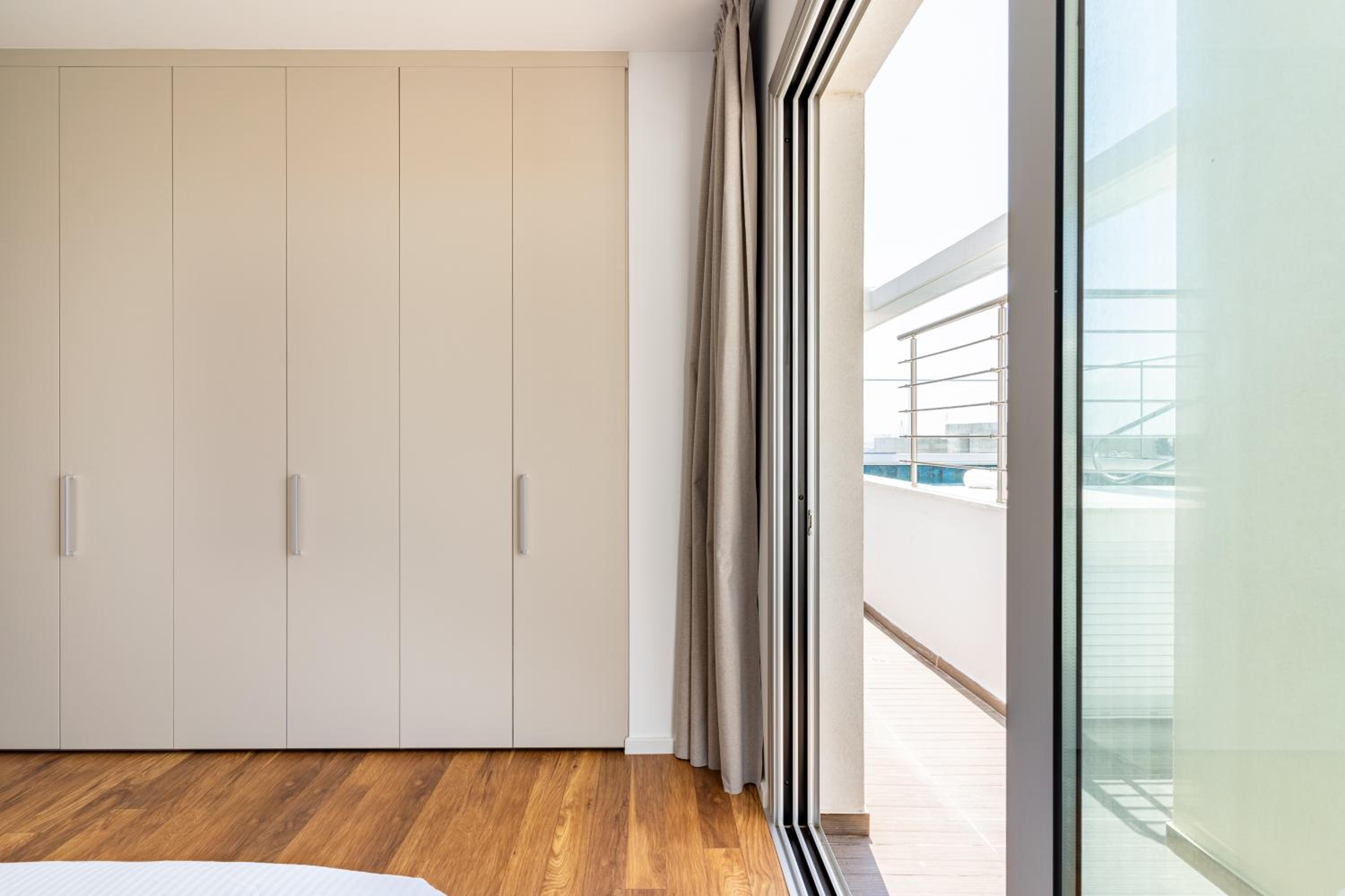 YAMAS Urban Living Platinum 77 Penthouse