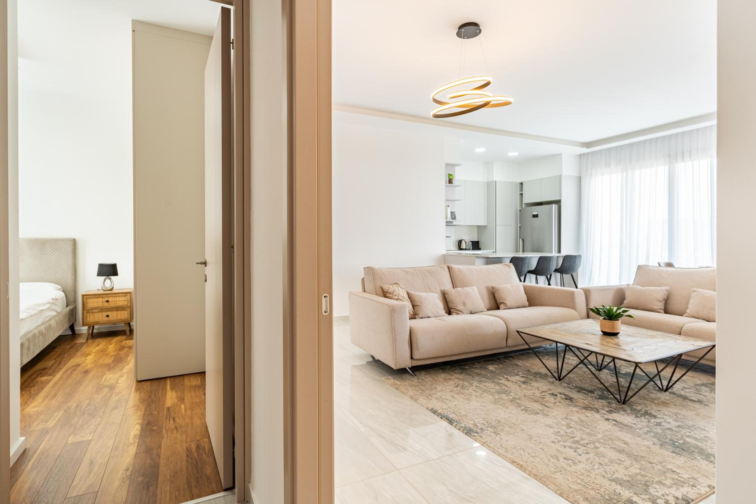 YAMAS Urban Living Platinum 77 Penthouse