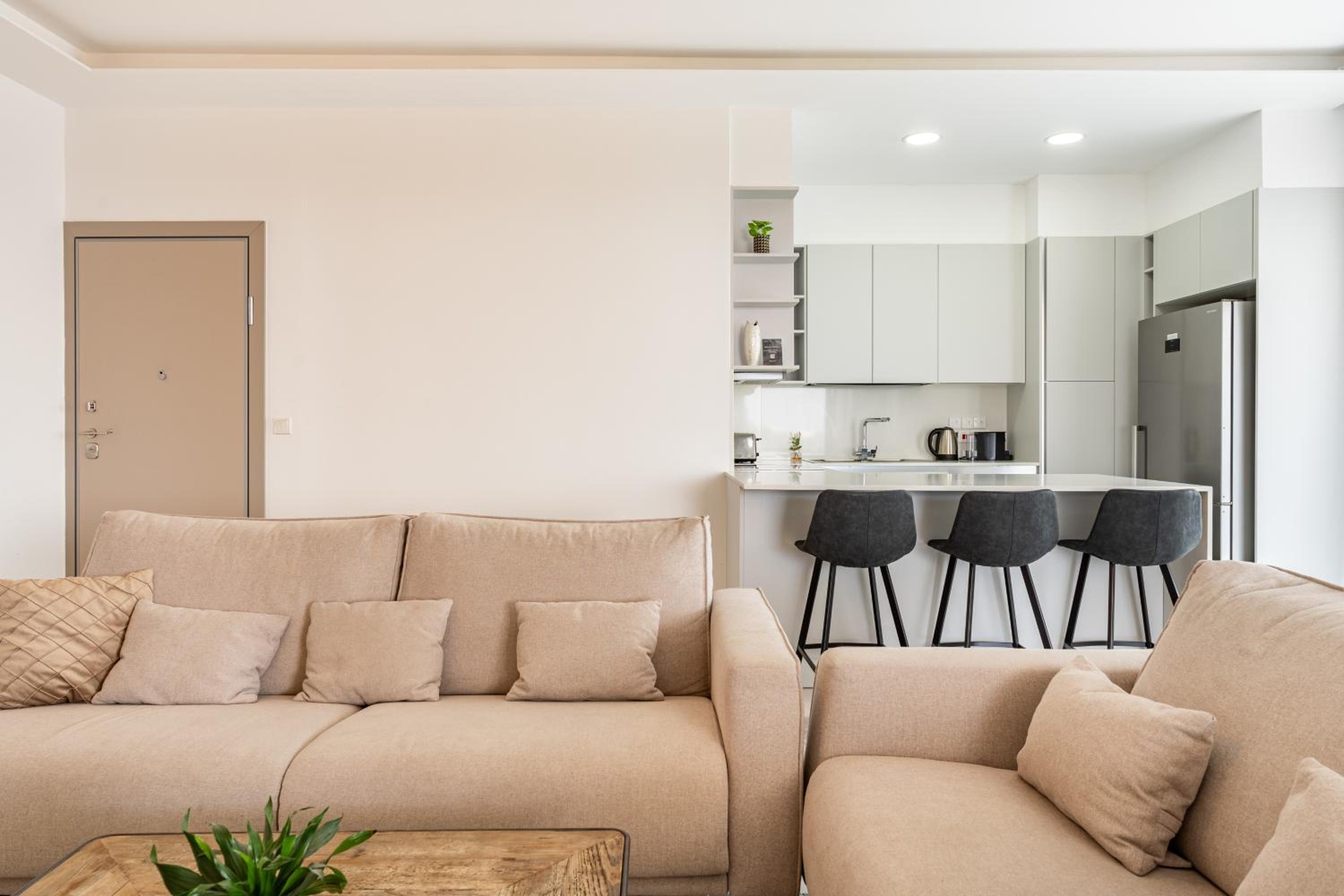 YAMAS Urban Living Platinum 77 Penthouse