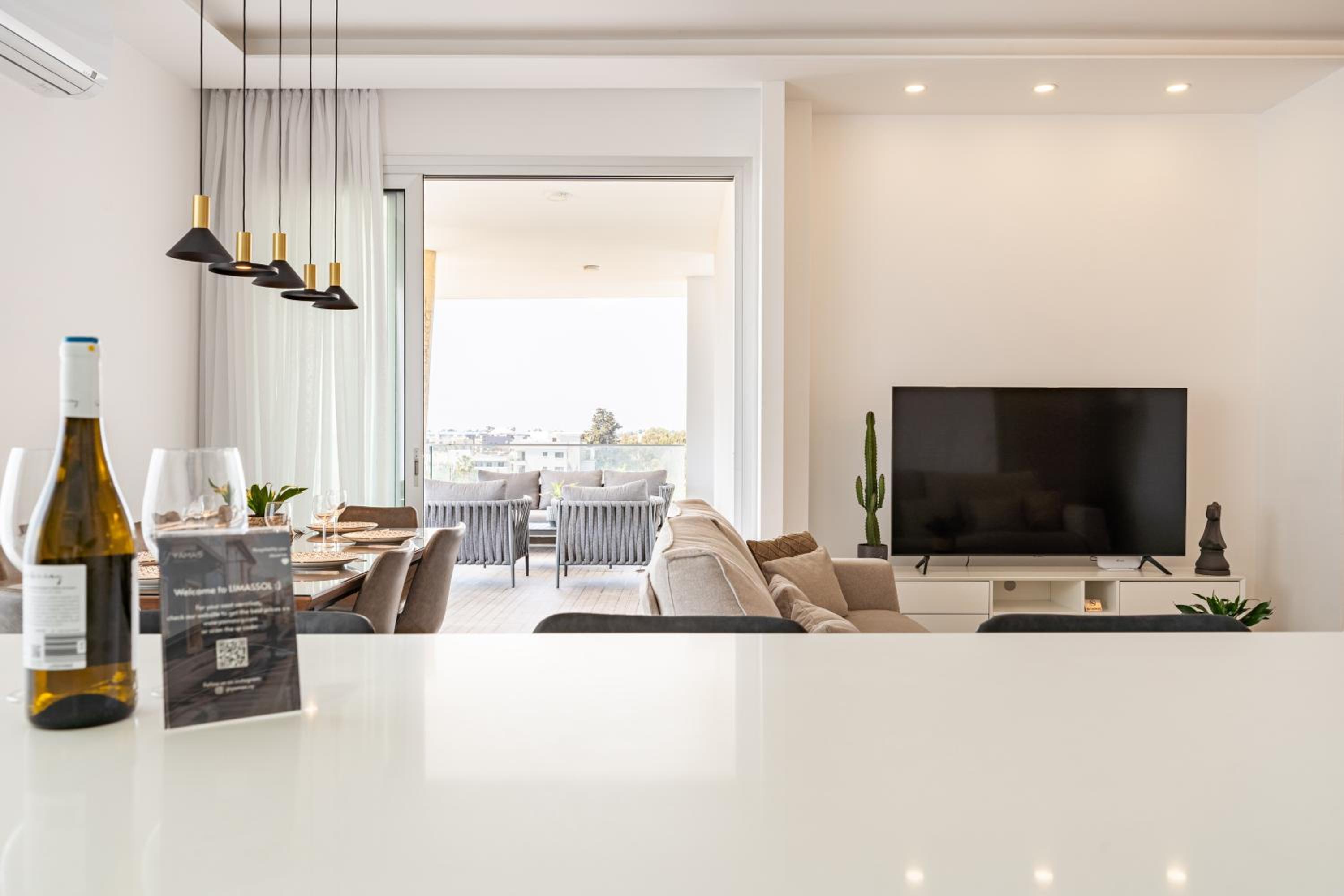 YAMAS Urban Living Platinum 77 Penthouse