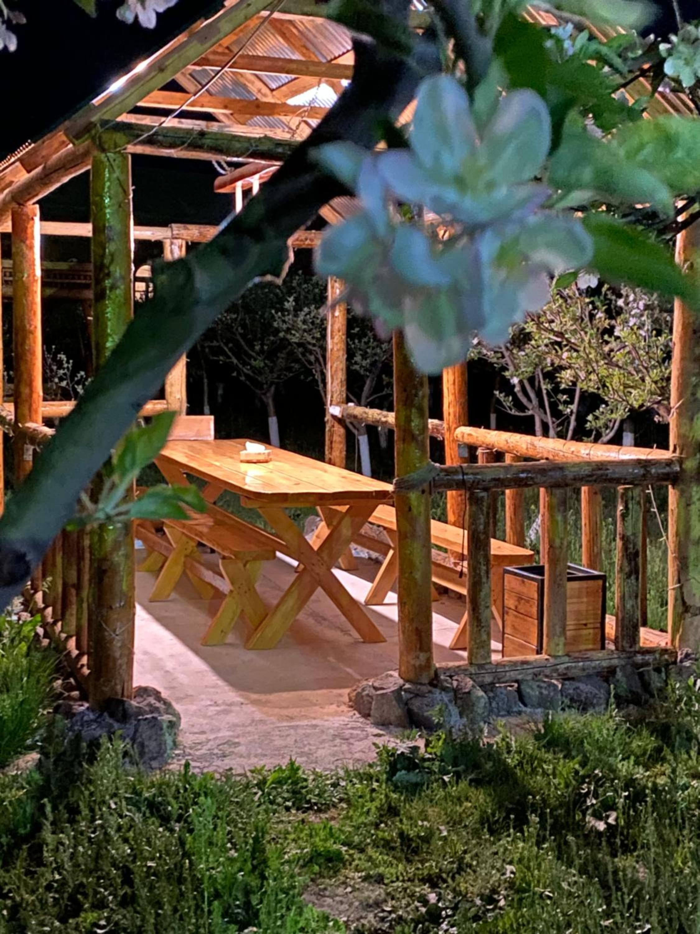 Yan Guest House