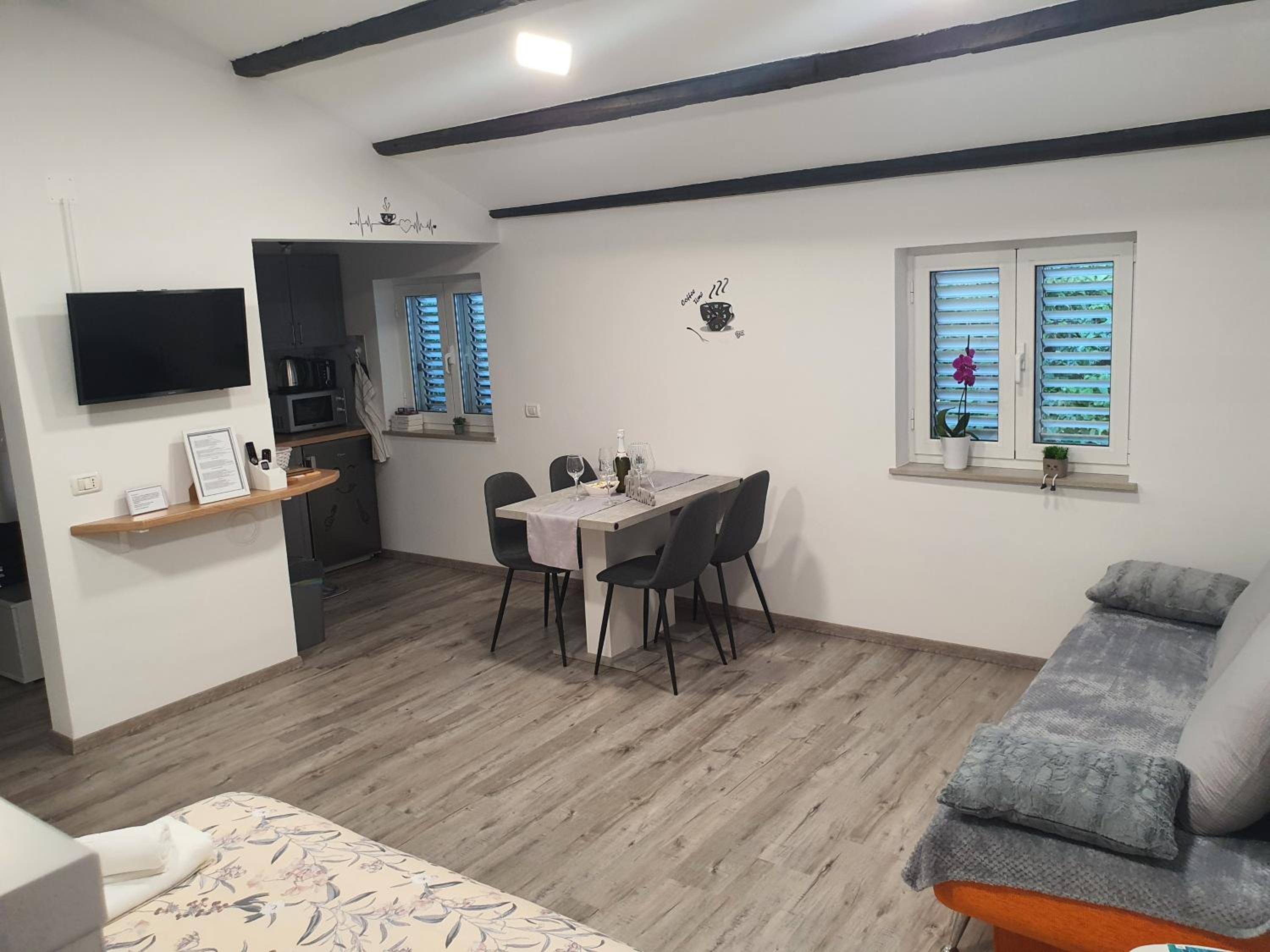 Apartma Vista Baredi