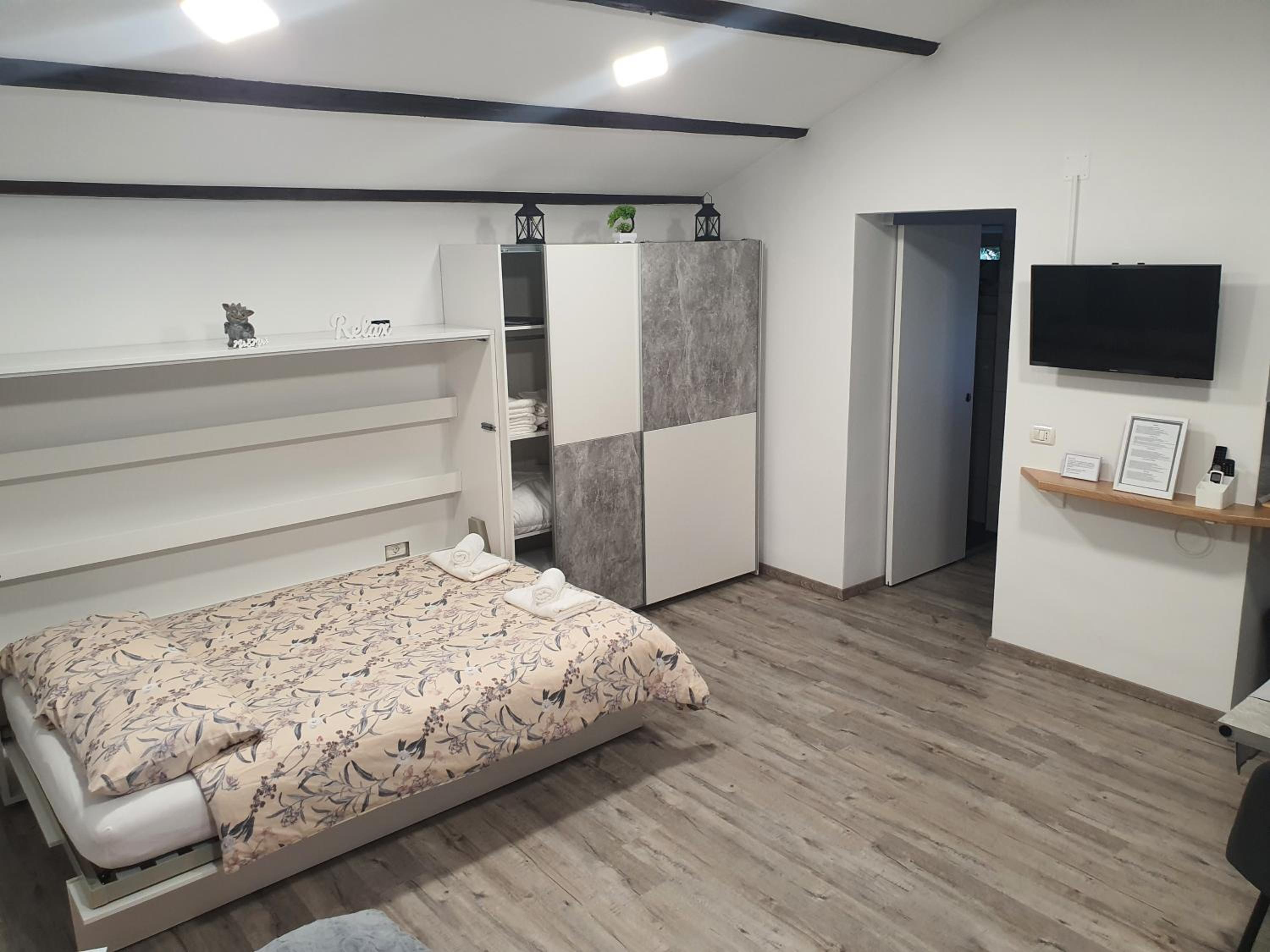 Apartma Vista Baredi