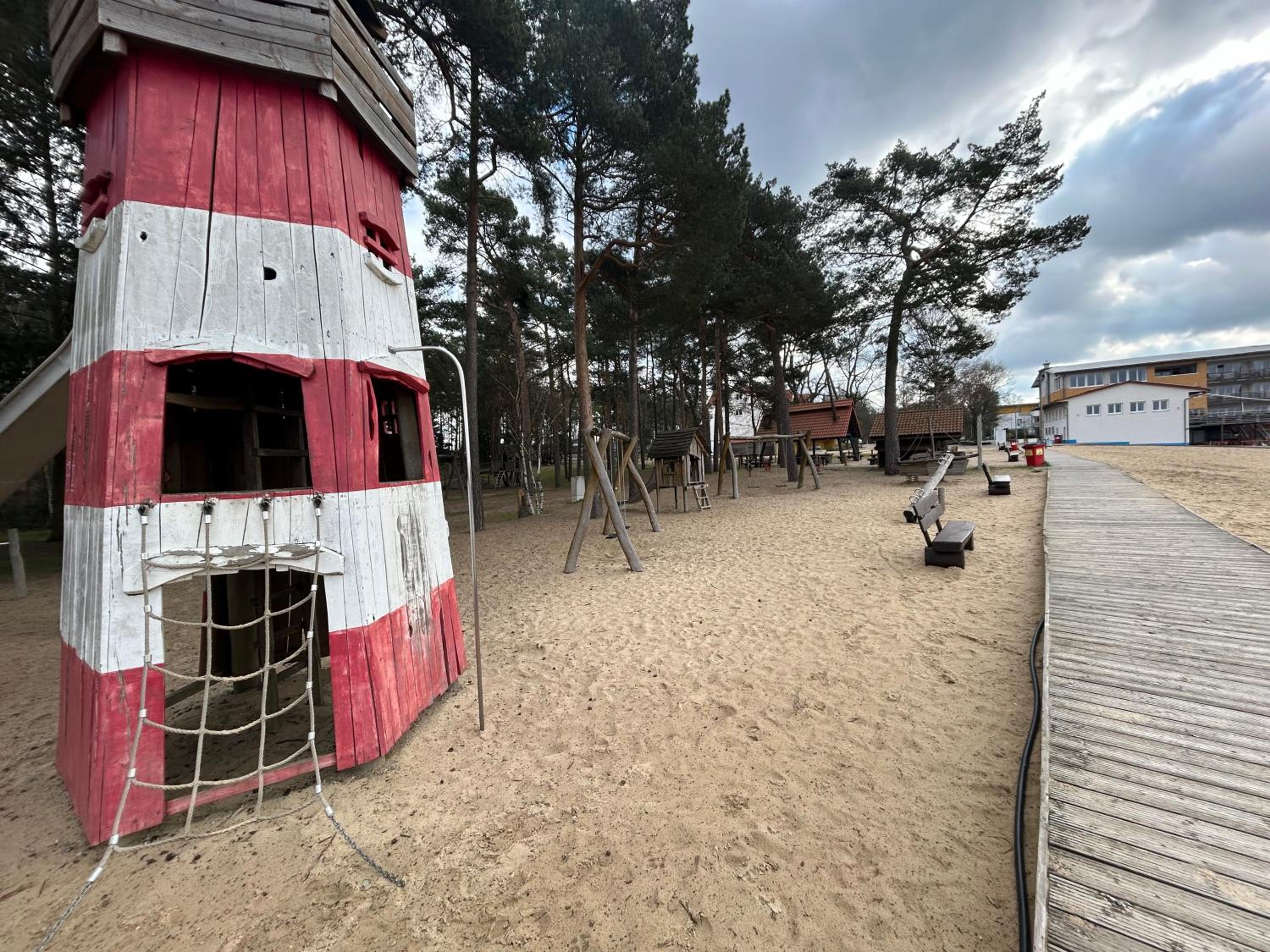 Modernes Privathaus am See mit Highspeed-Internet