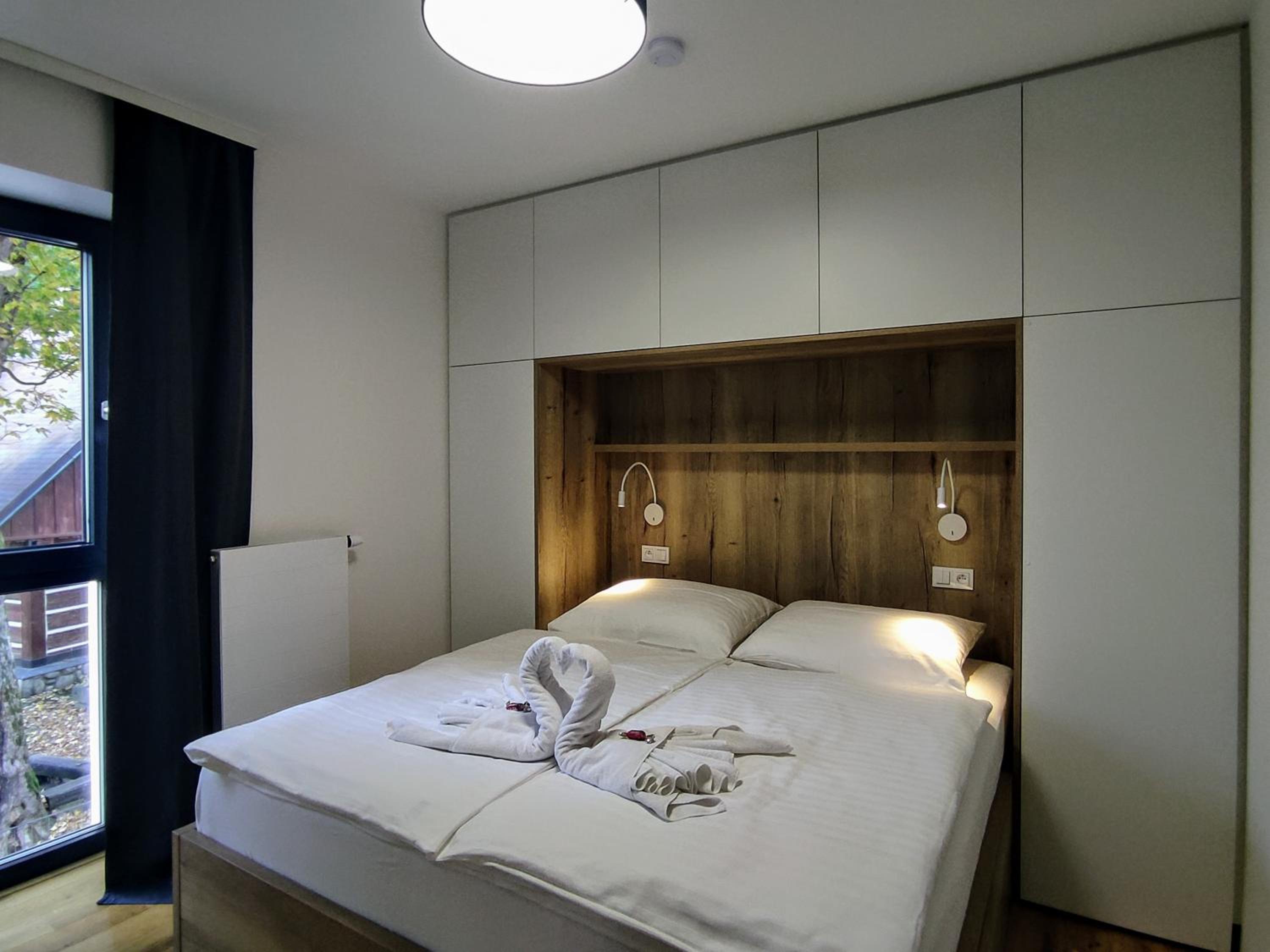 Moderní rodinný 3KK apartmán D8 v centru Harrachova s výhledem na skokanské můstky - by Relax Harrachov