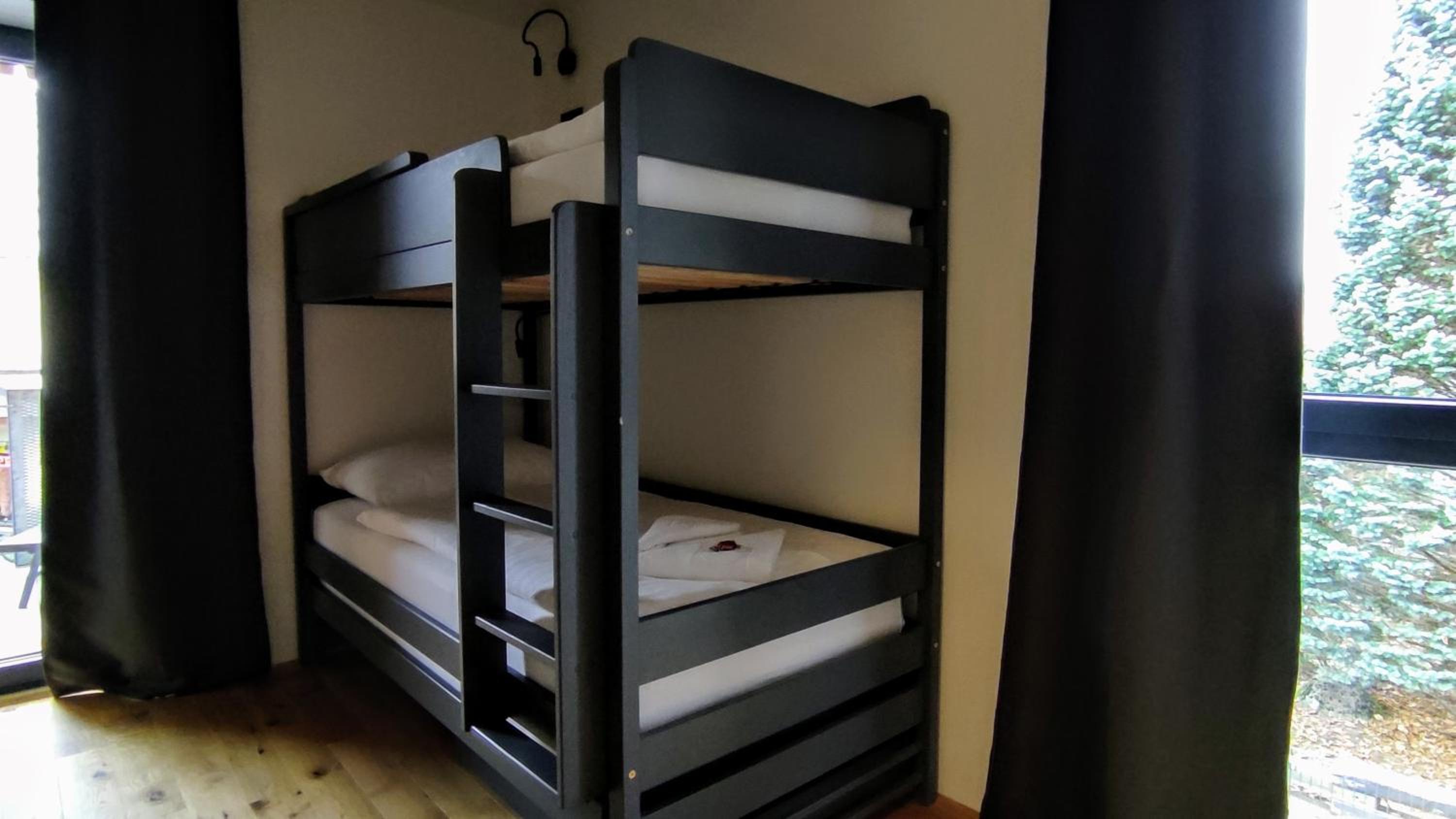 Moderní rodinný 3KK apartmán D8 v centru Harrachova s výhledem na skokanské můstky - by Relax Harrachov