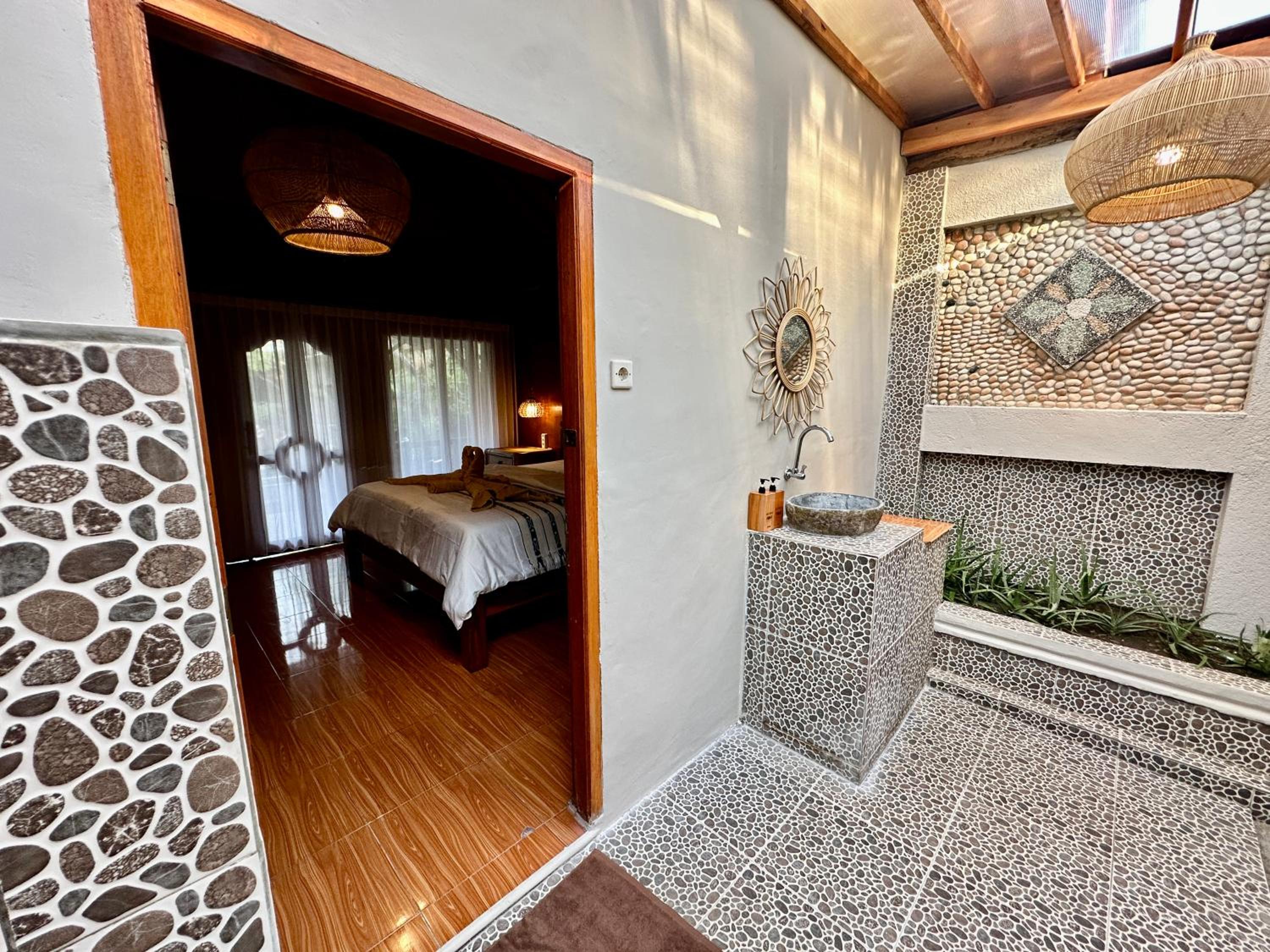Sunny Rose Bungalows Gili Air - Adults only view 5