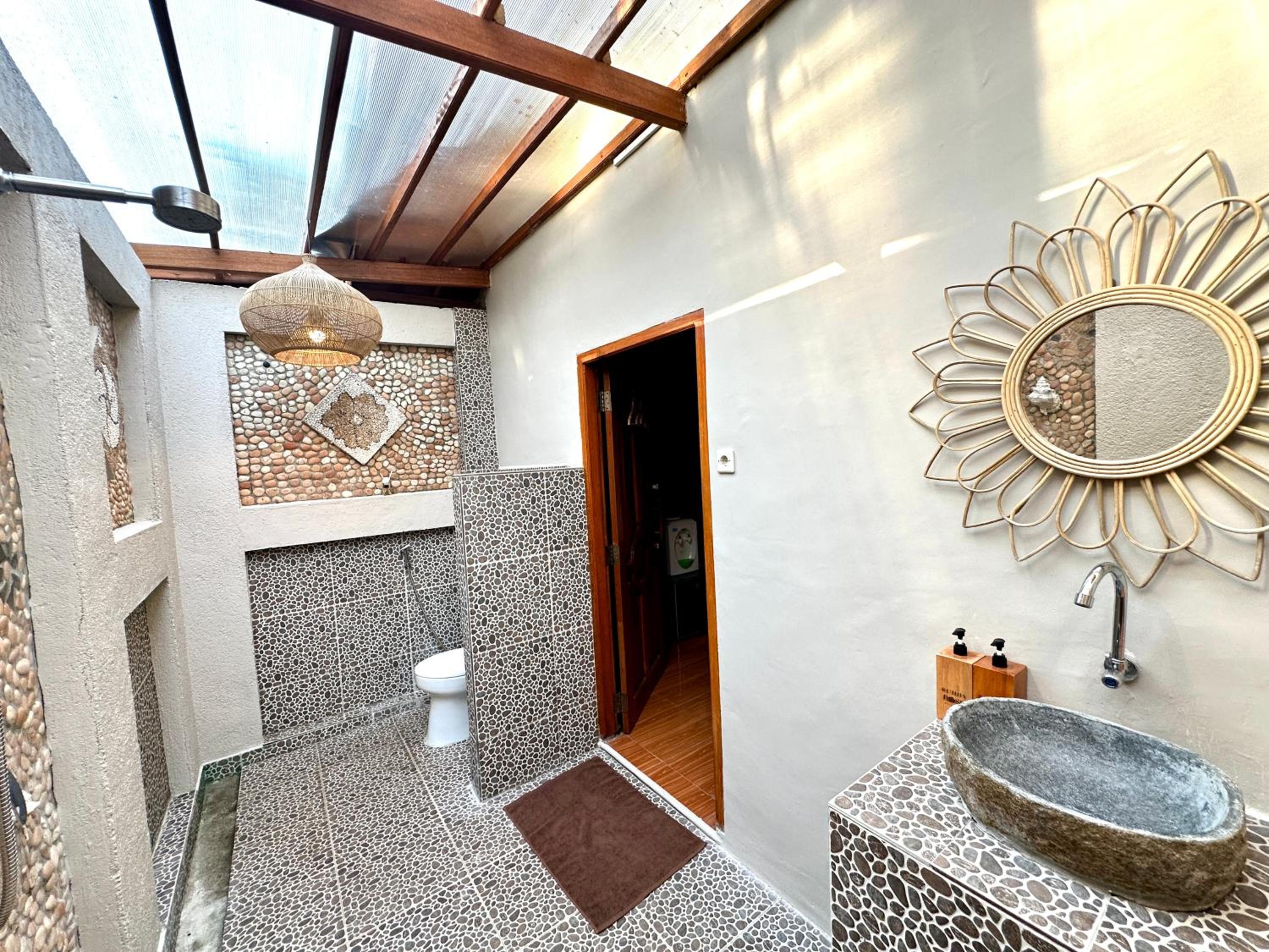 Sunny Rose Bungalows Gili Air - Adults only view 4
