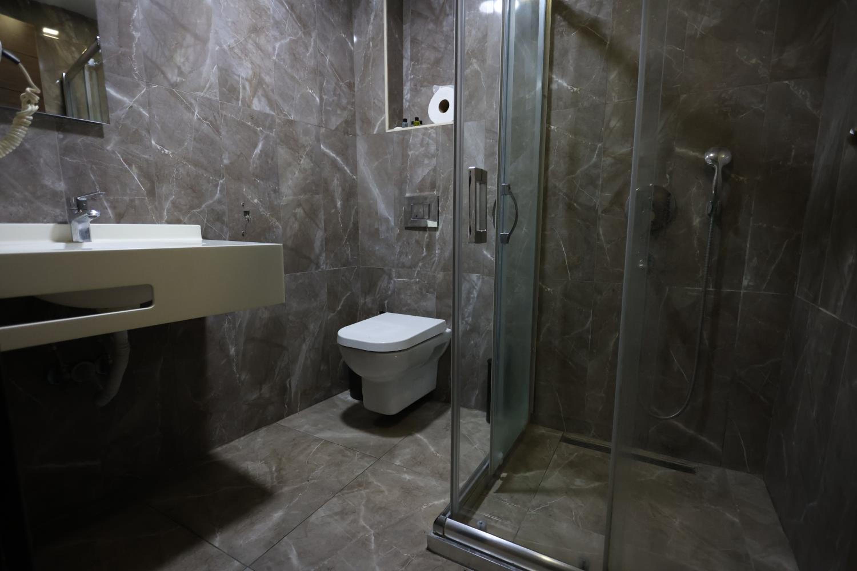 Cheers Deniz Feneri - Image 13