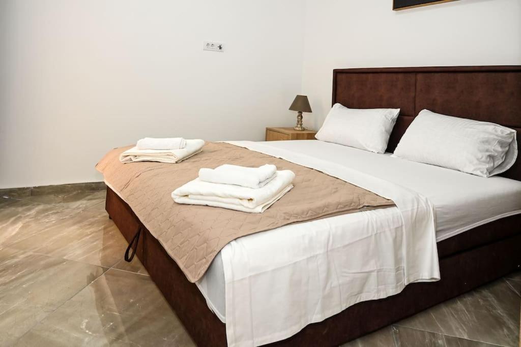Vujovic Apartment 2