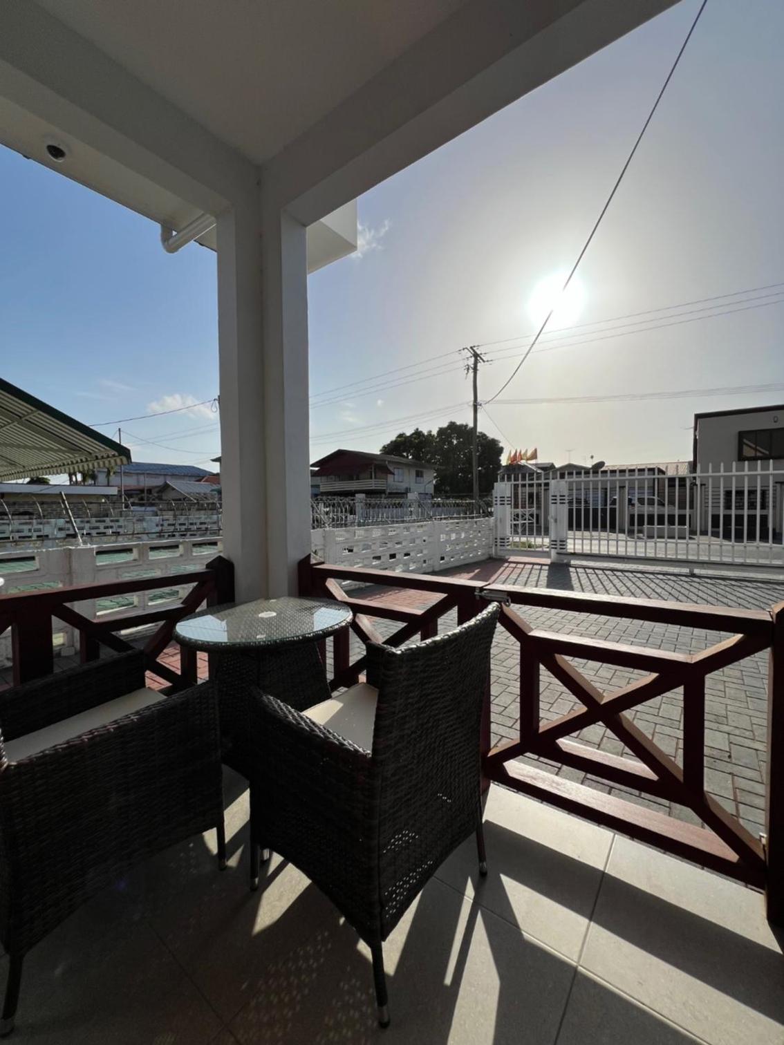 Snowy Lodge, fully airconditioned & luxurious apartments view 2
