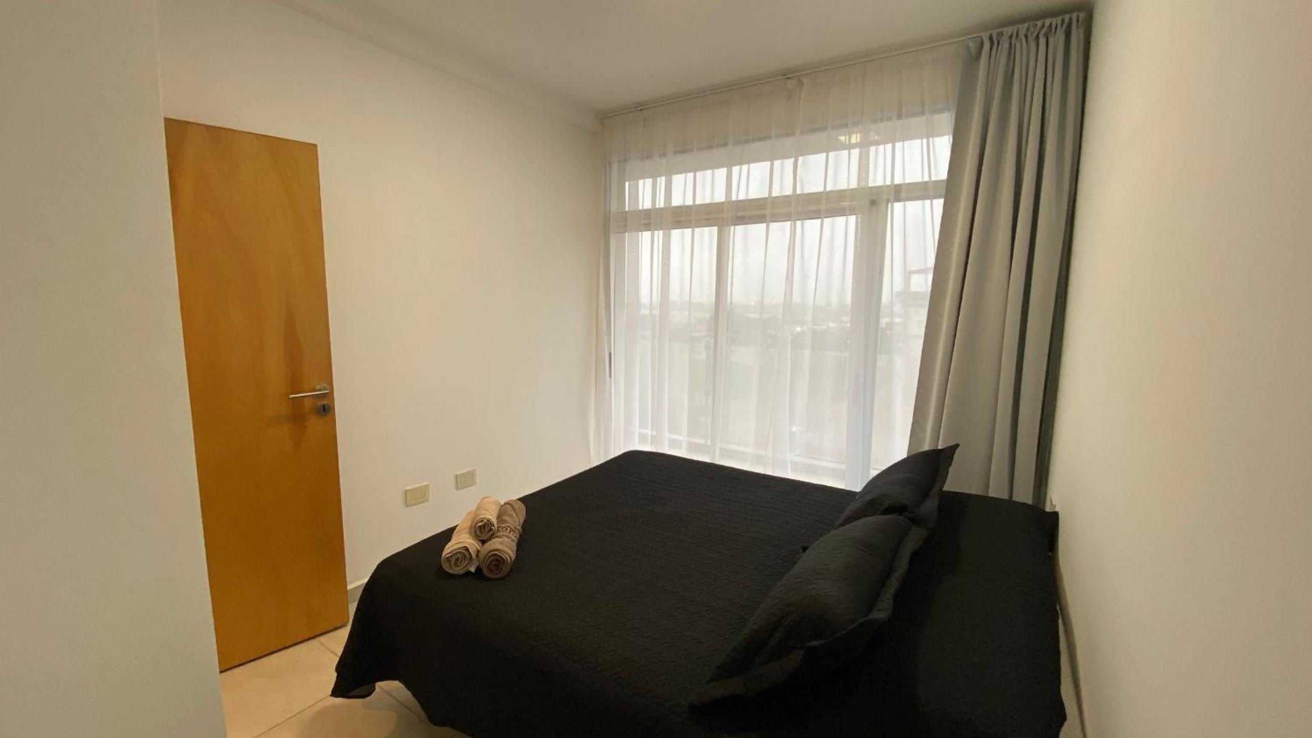 Moderno y exclusivo departamento con vista al río