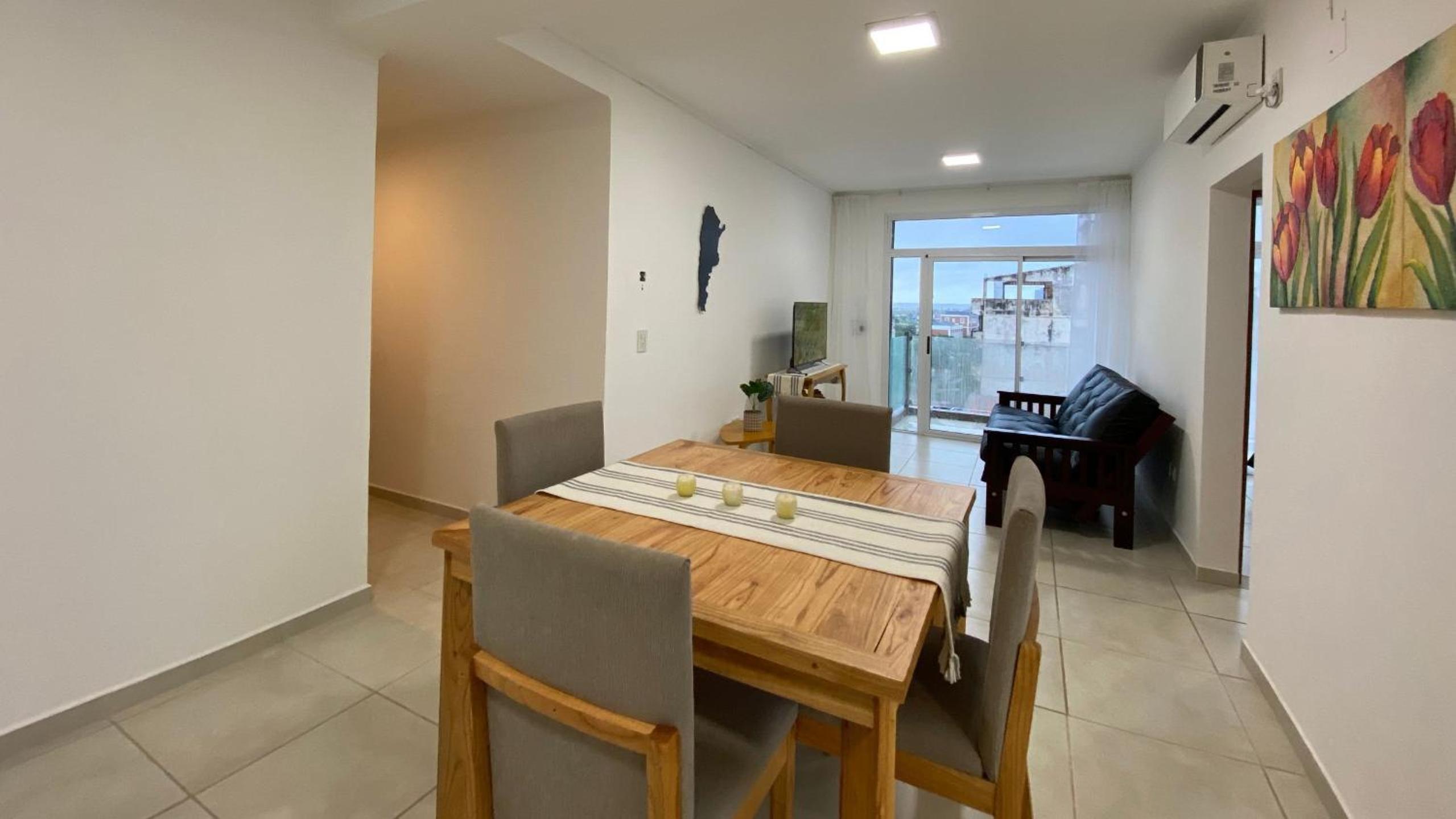 Moderno y exclusivo departamento con vista al río