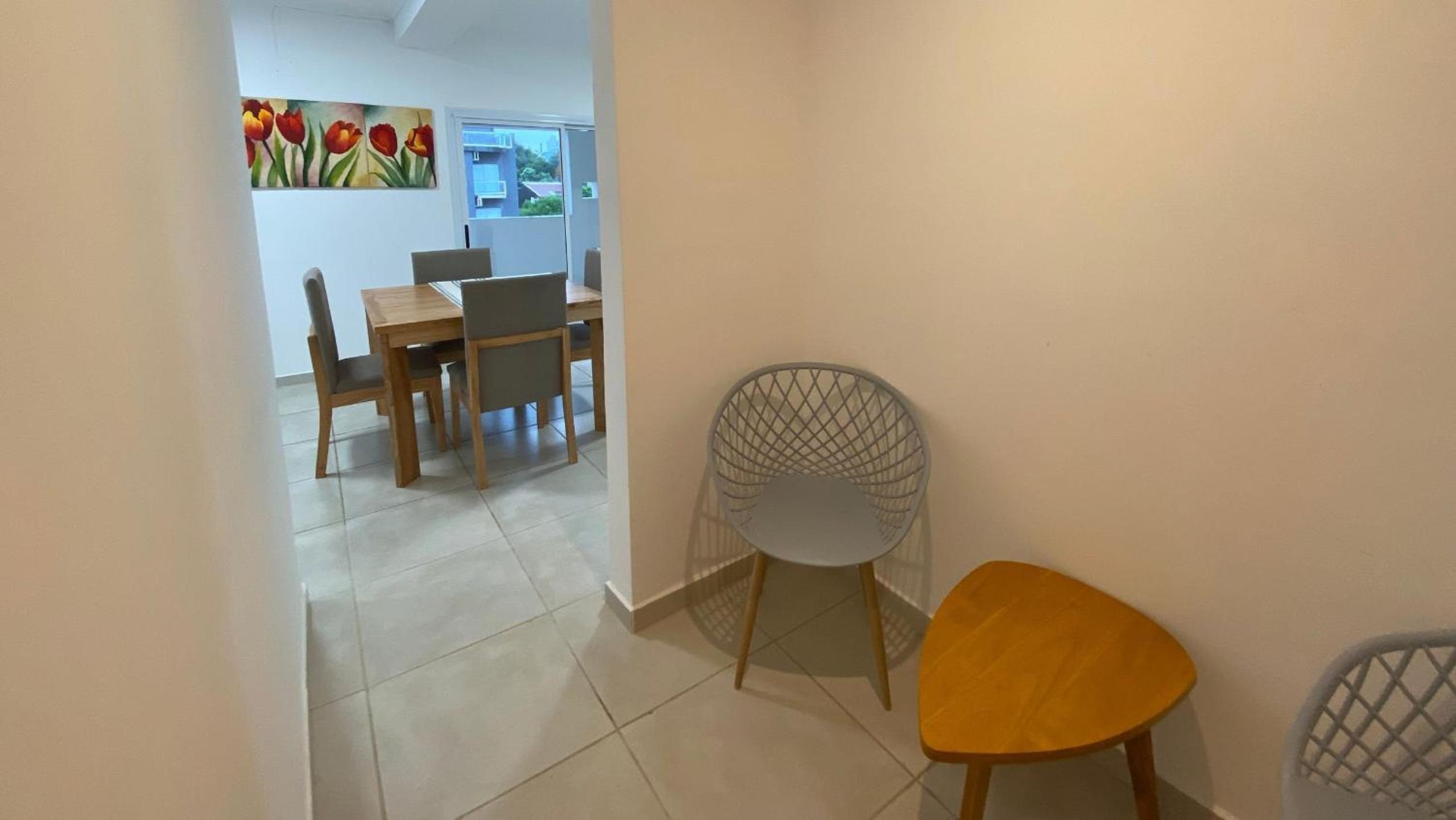 Moderno y exclusivo departamento con vista al río