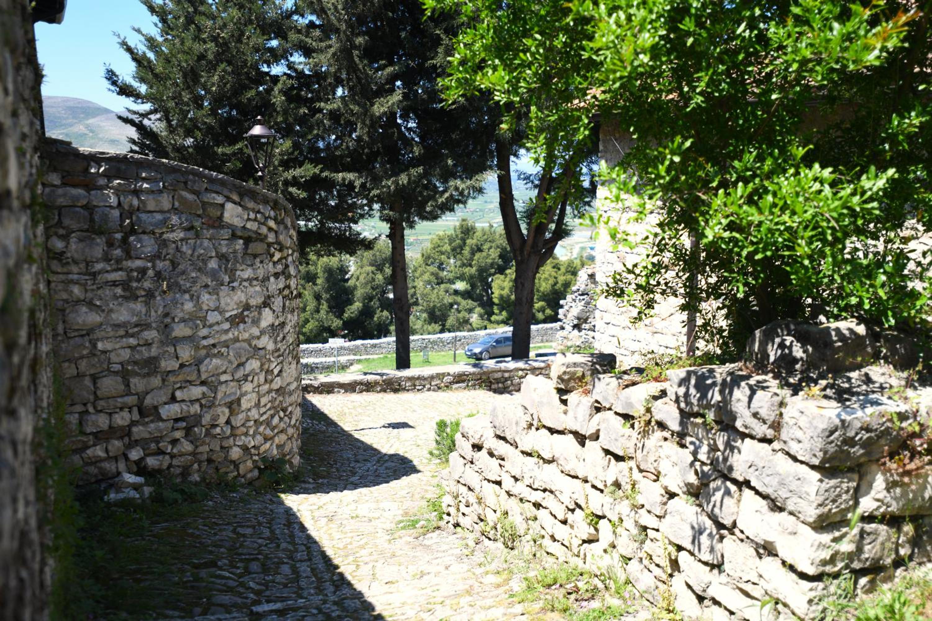 Villa Droboniku