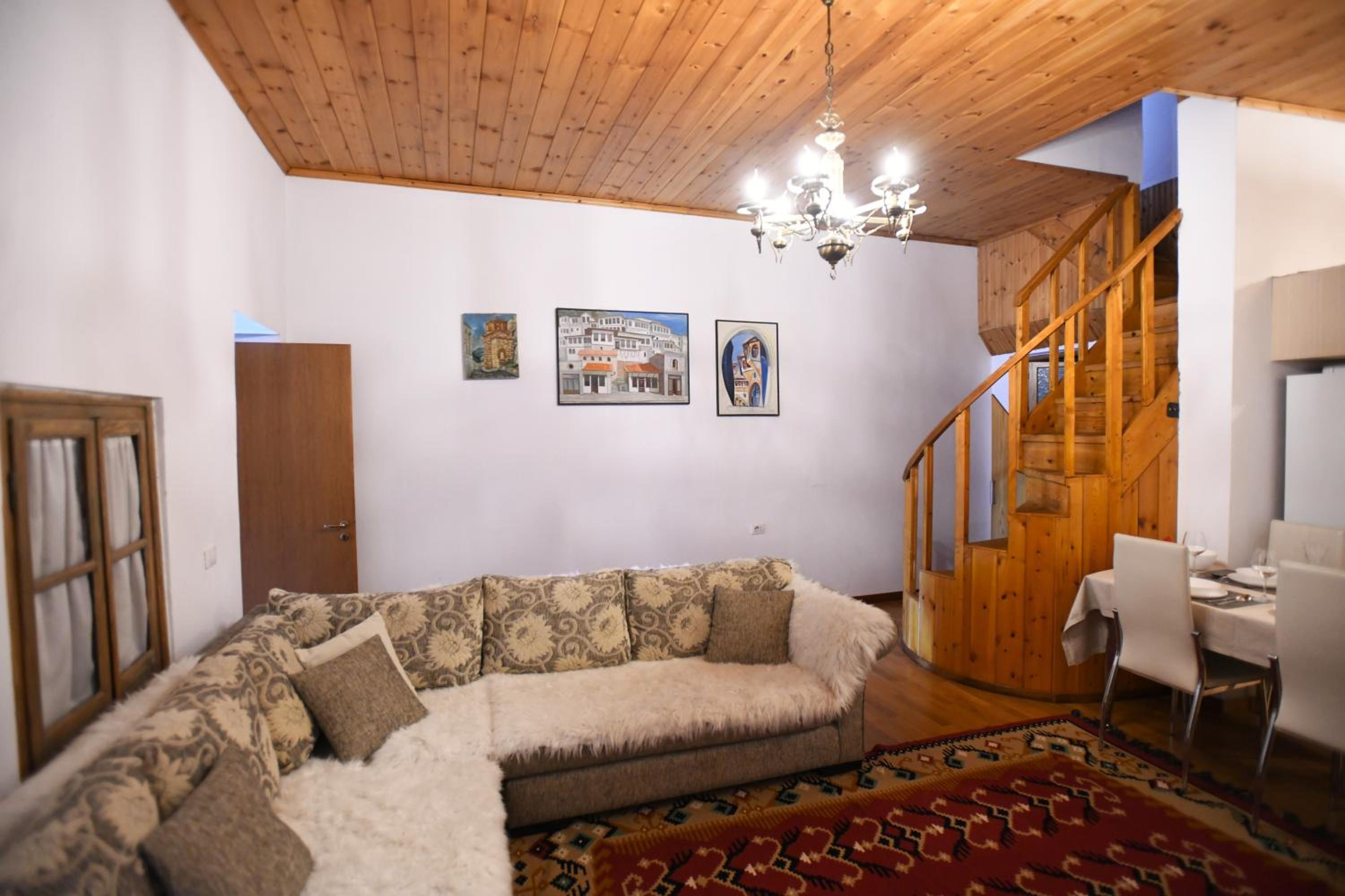 Villa Droboniku