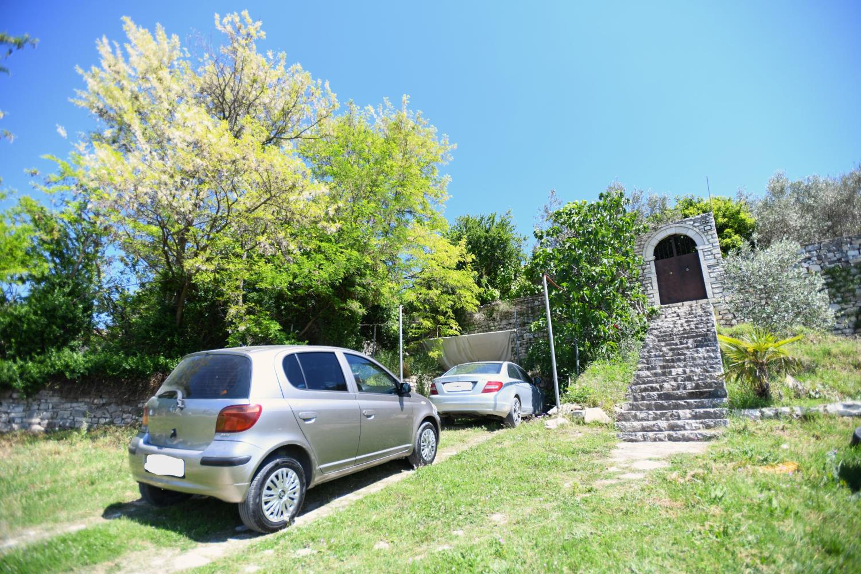 Villa Droboniku