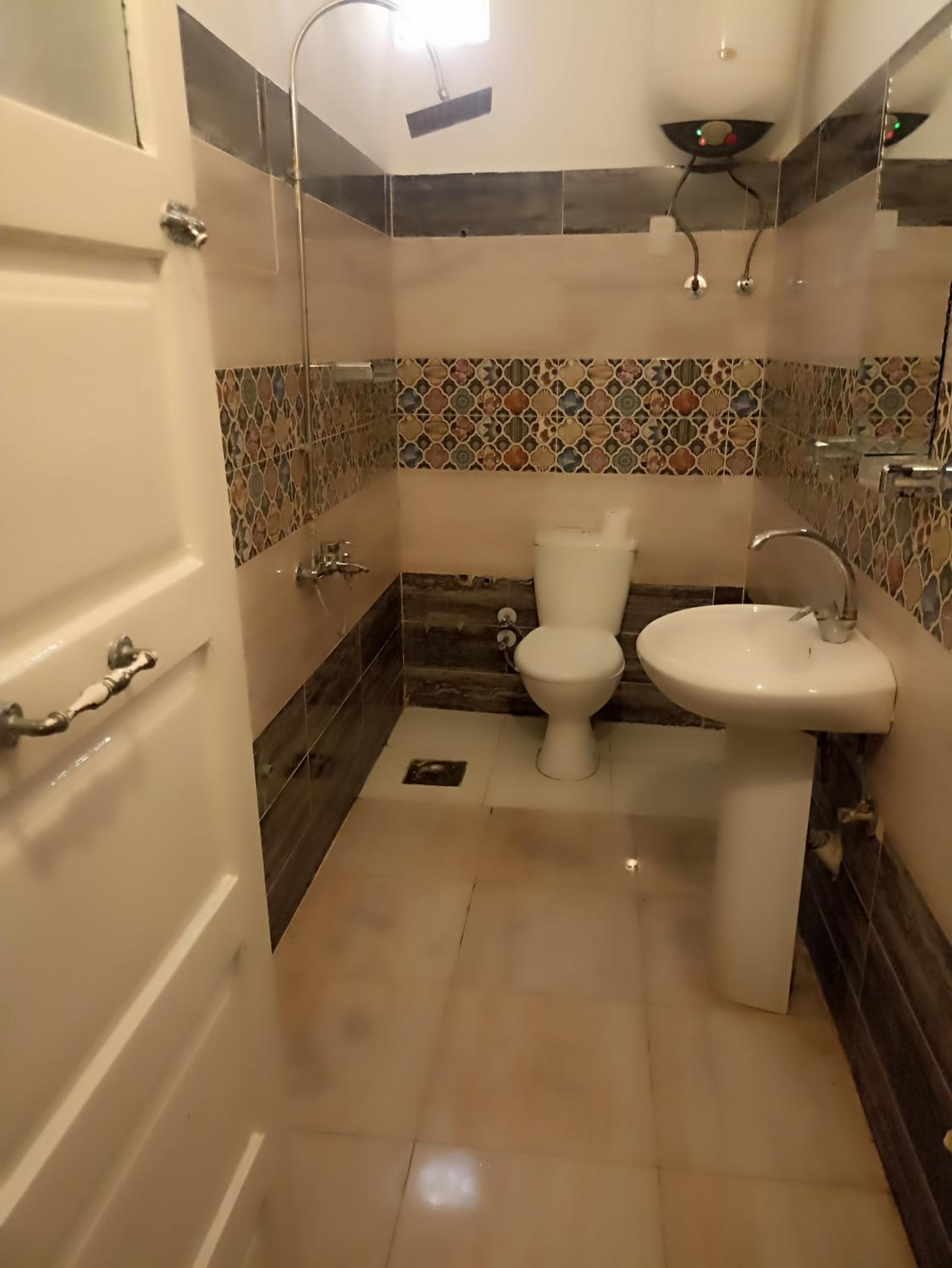 NUBIAN MONALIZA guest house