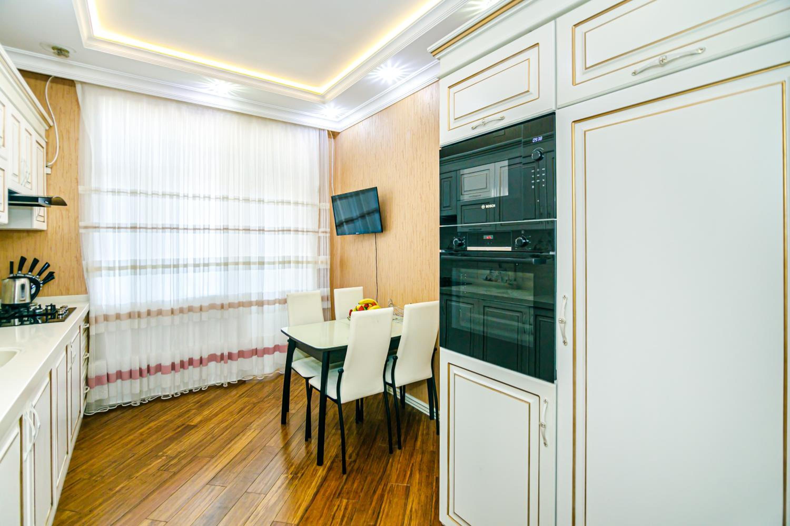 Sea view apartment by Baku housing