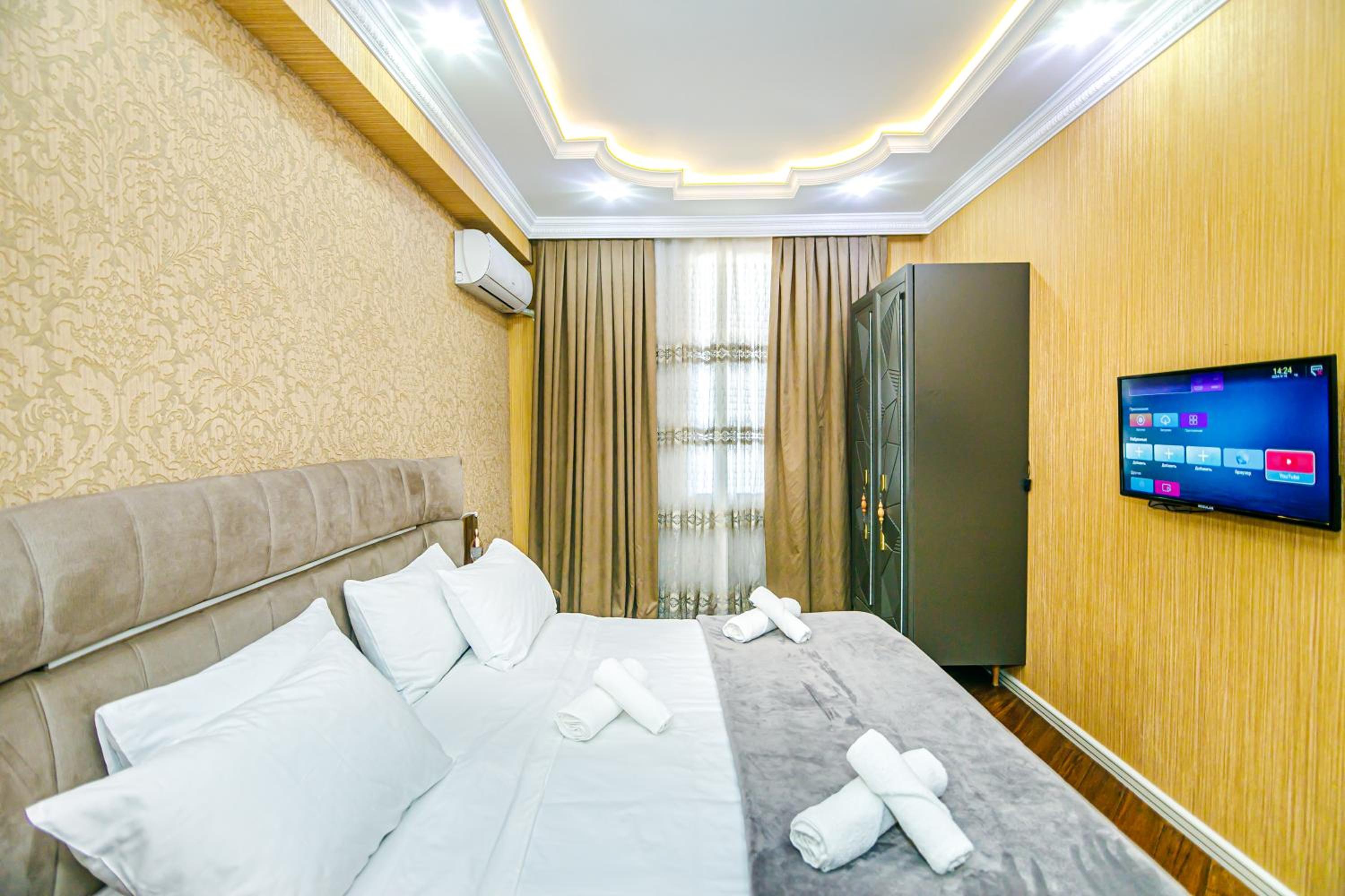 Sea view apartment by Baku housing