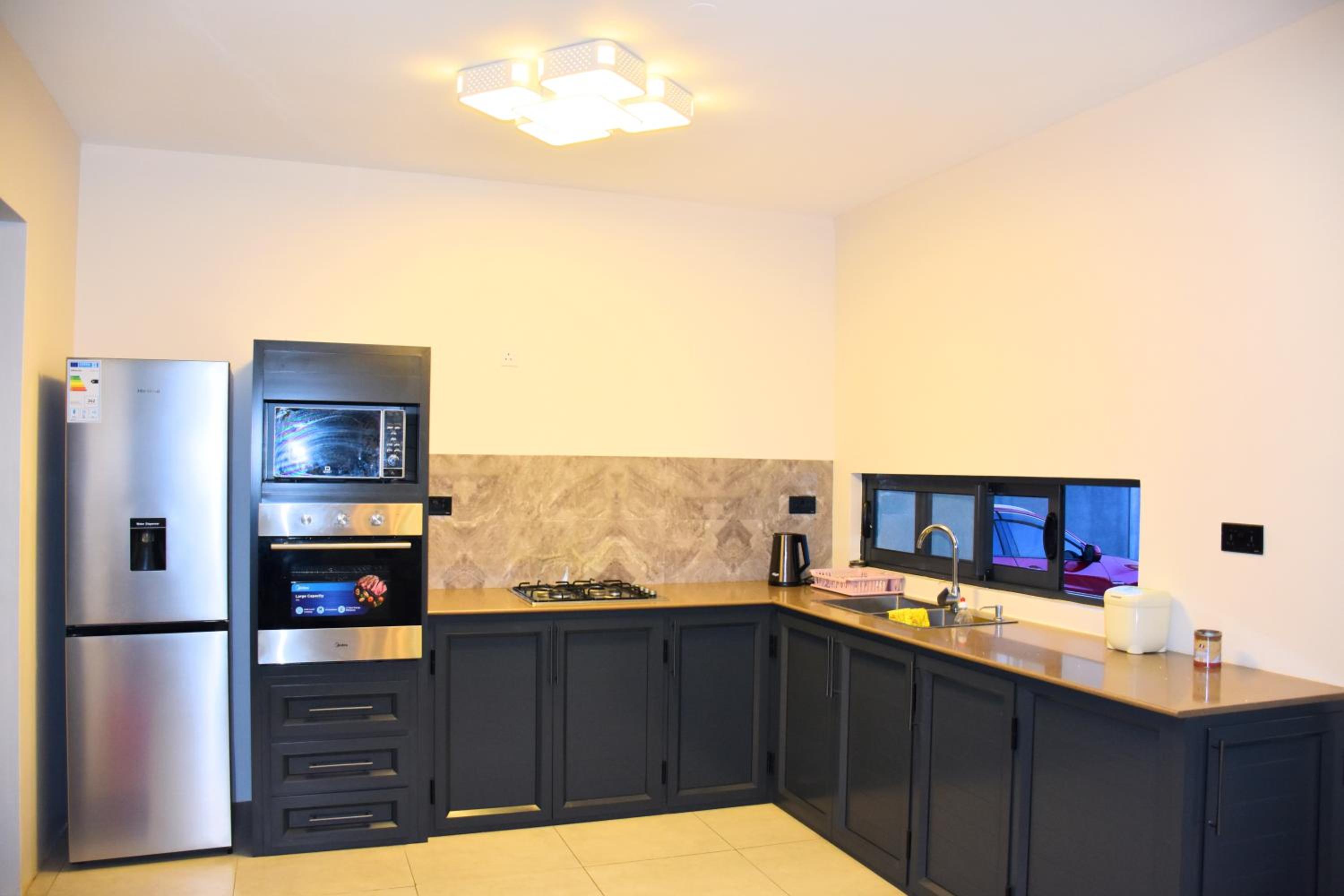 Private 4 Bedrooms Villa in Pereybere view 2