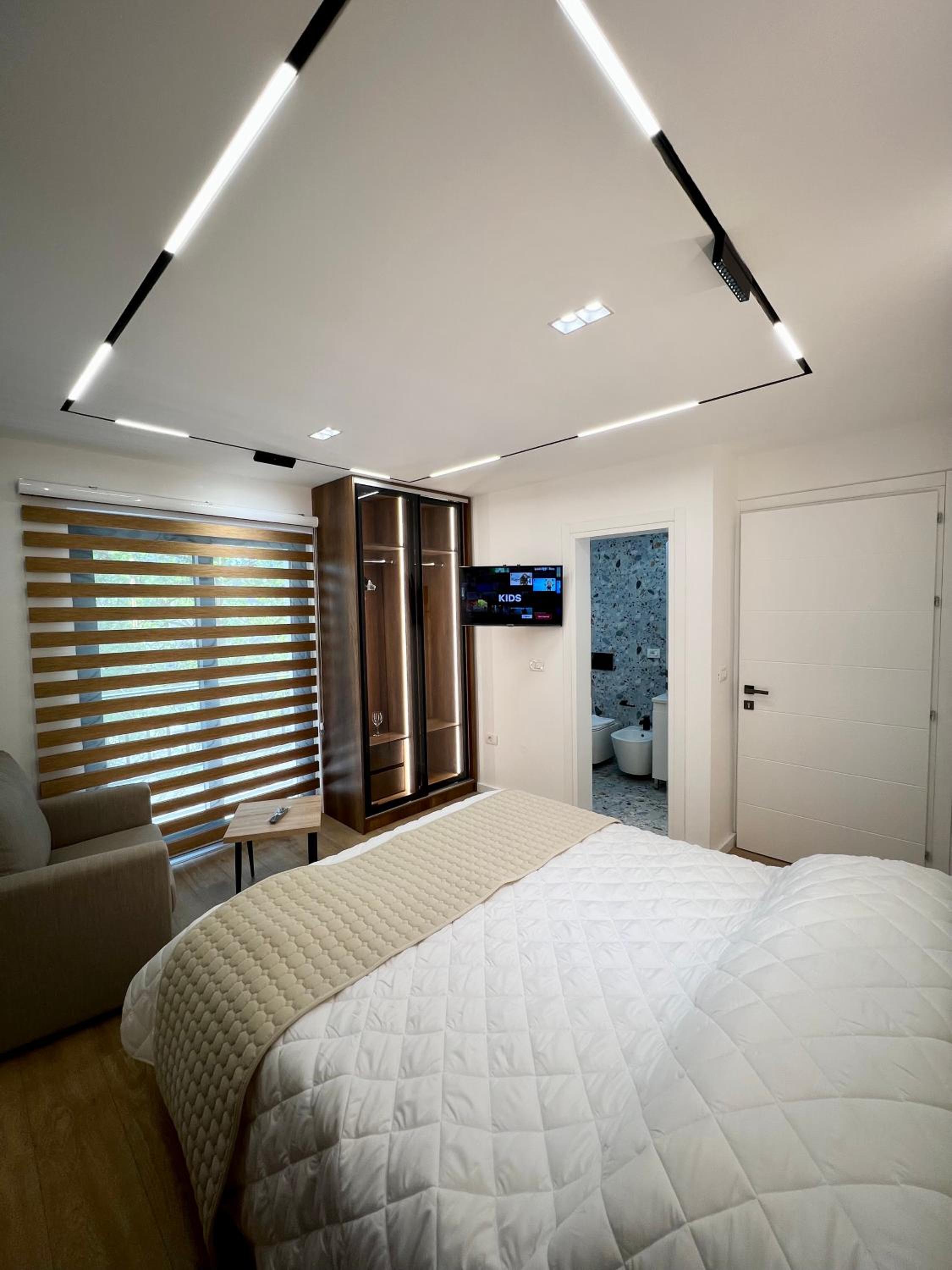 Aria's Apartments