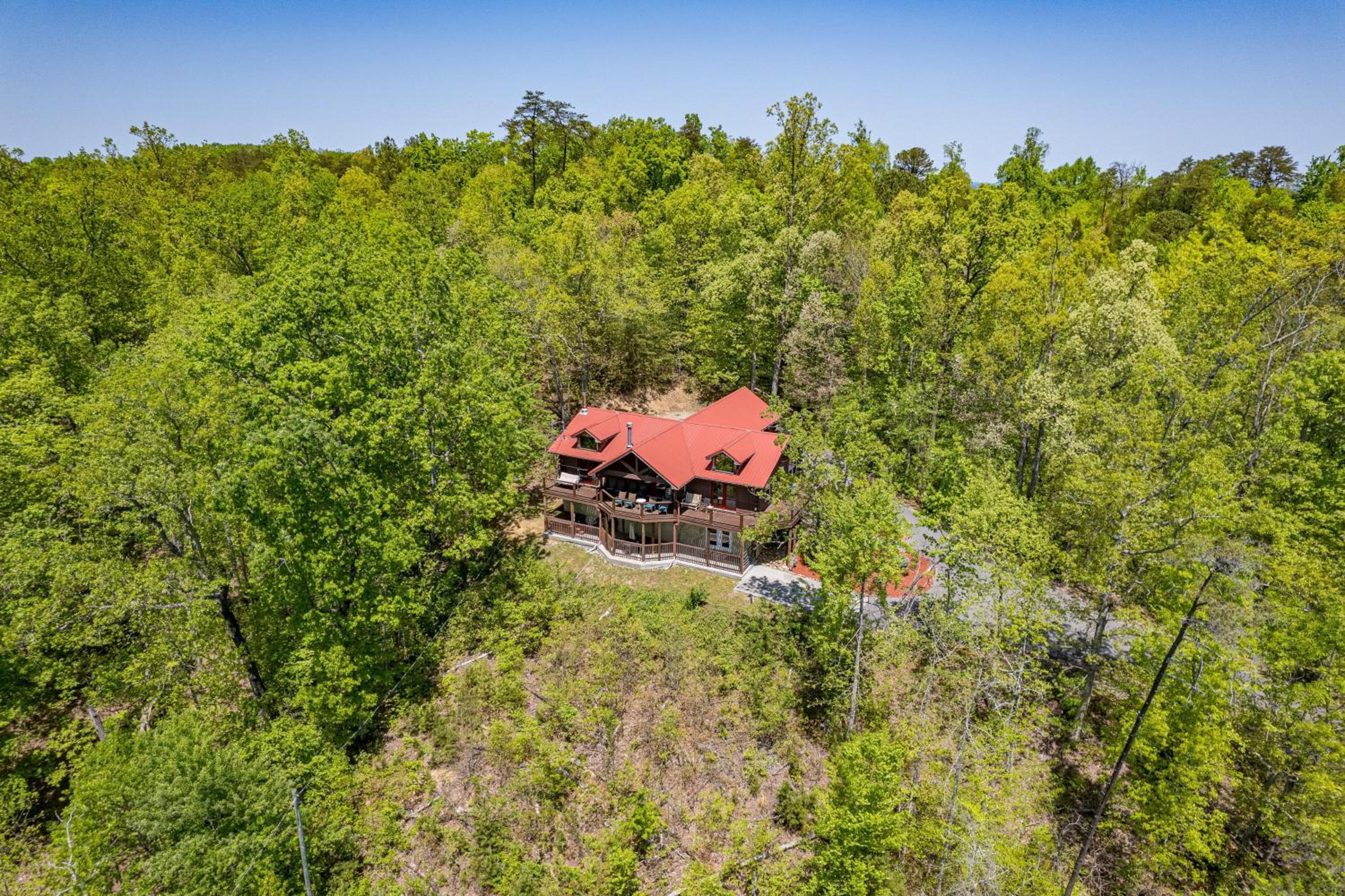 All About the View-Free Dollywood ticket, 5 BR, 4 Bath Family retreat w mountain views, privacy view 5