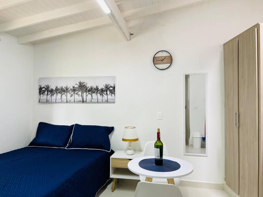 Spacious Belen Studio 300MB Fast WiFi Walkable