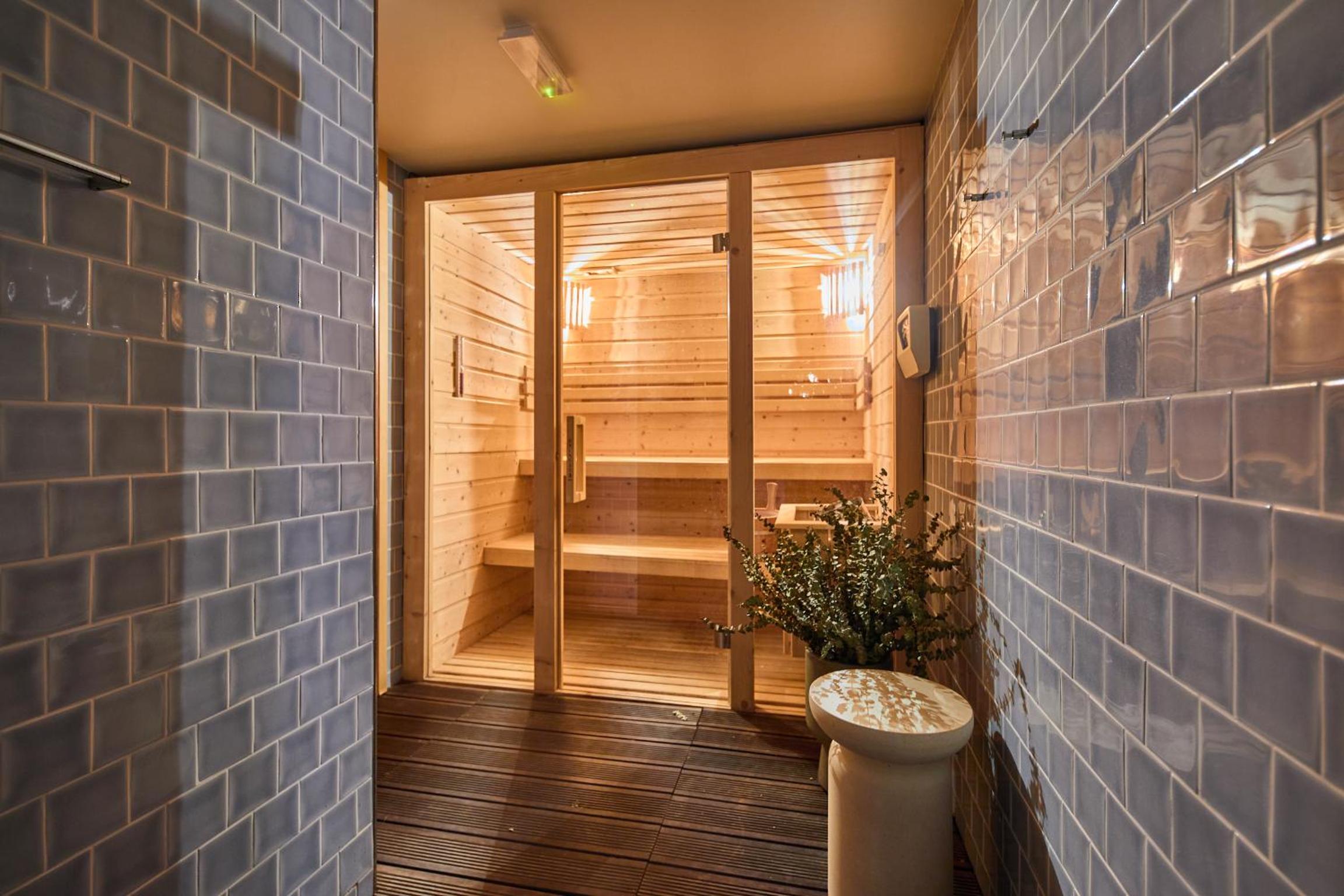 Oporto Maison Anselmo view 3