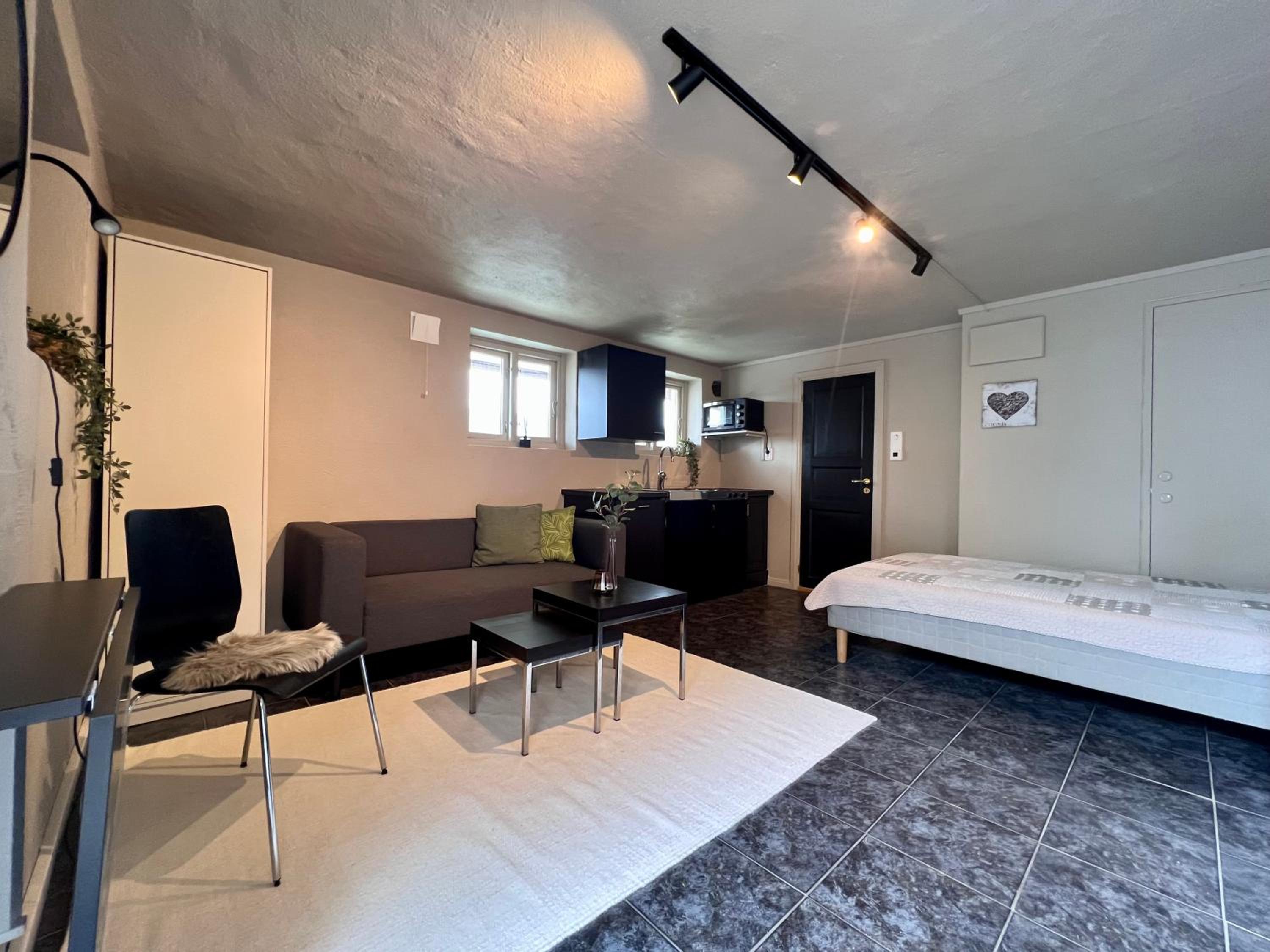 Central apartment with parking! view 3