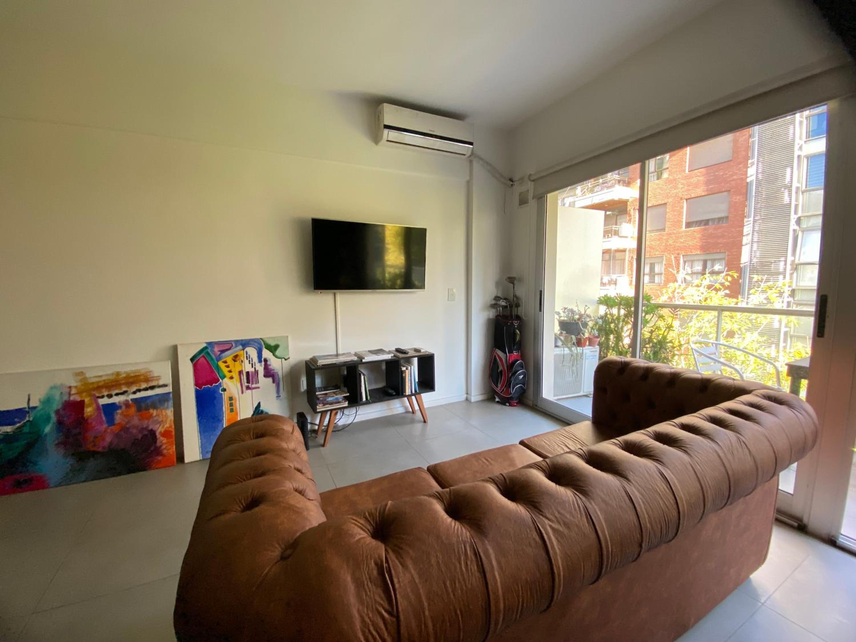 Minimalist apartment next to Rosedal