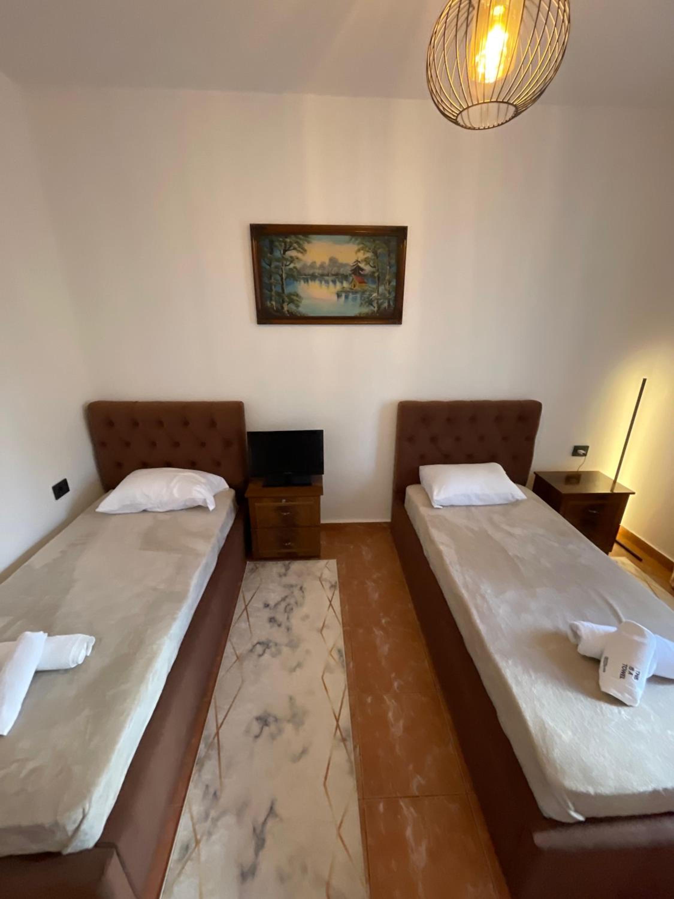 Pogradeci Lake Guest House
