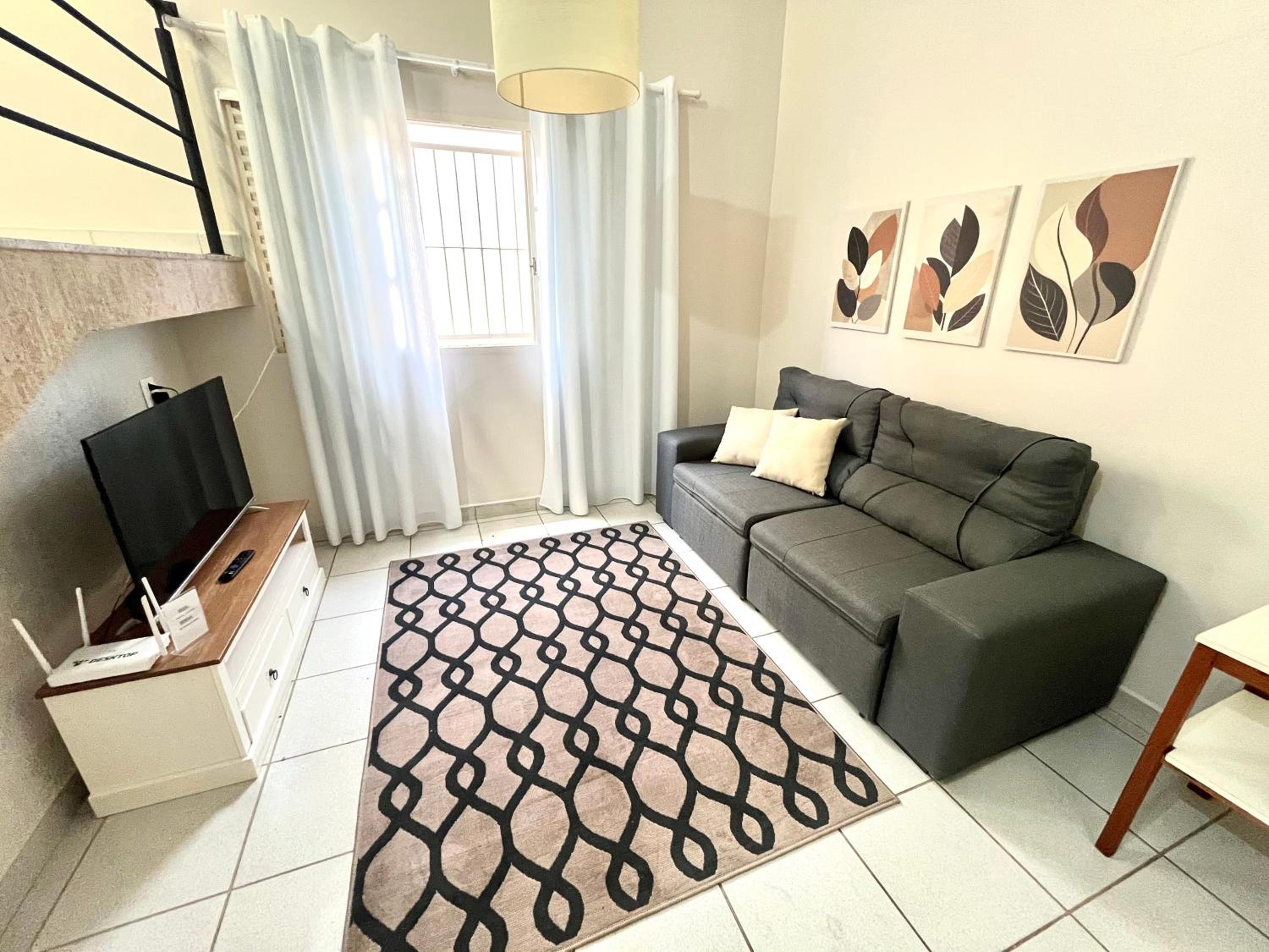 Casa Ampla - Ótima Localização